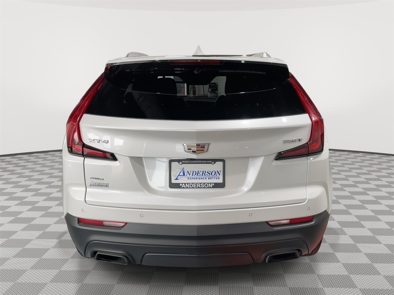 Vehicle photo 8