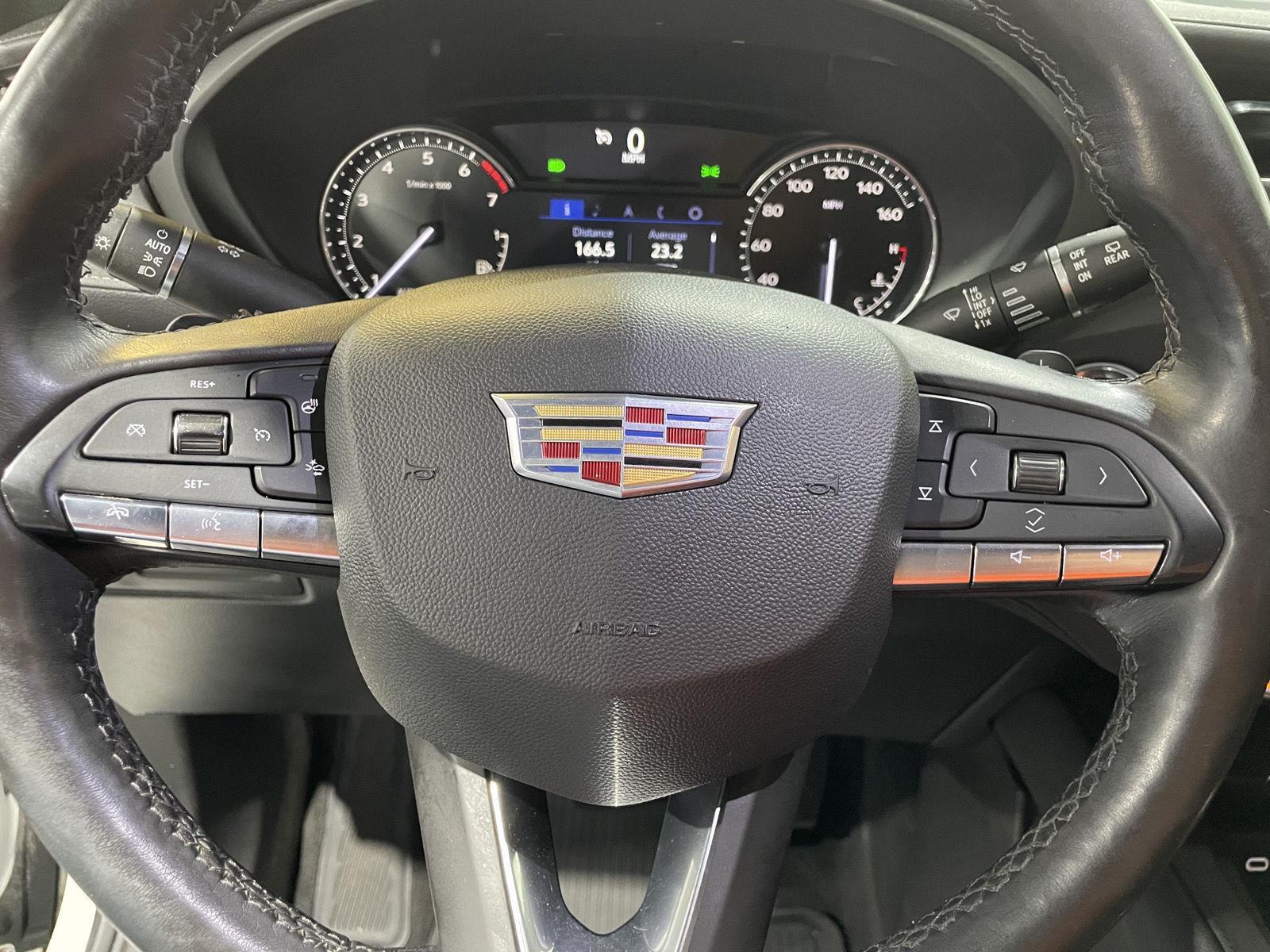 Vehicle photo 13