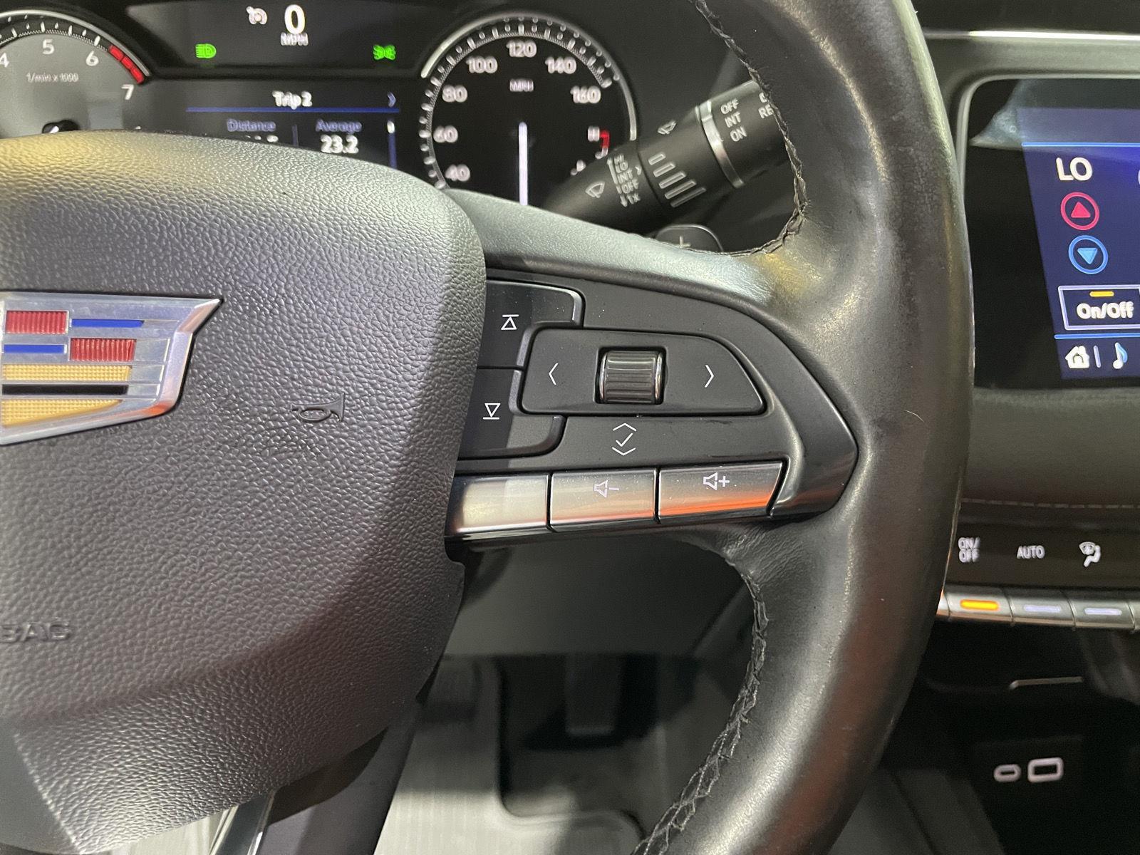 Vehicle photo 15