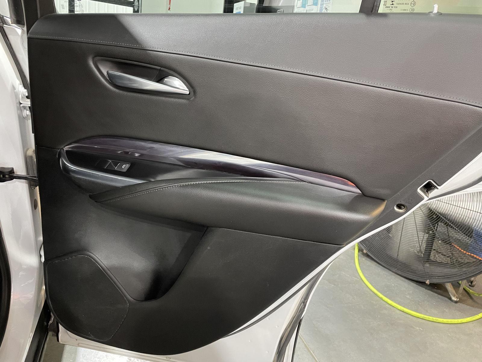 Vehicle photo 27
