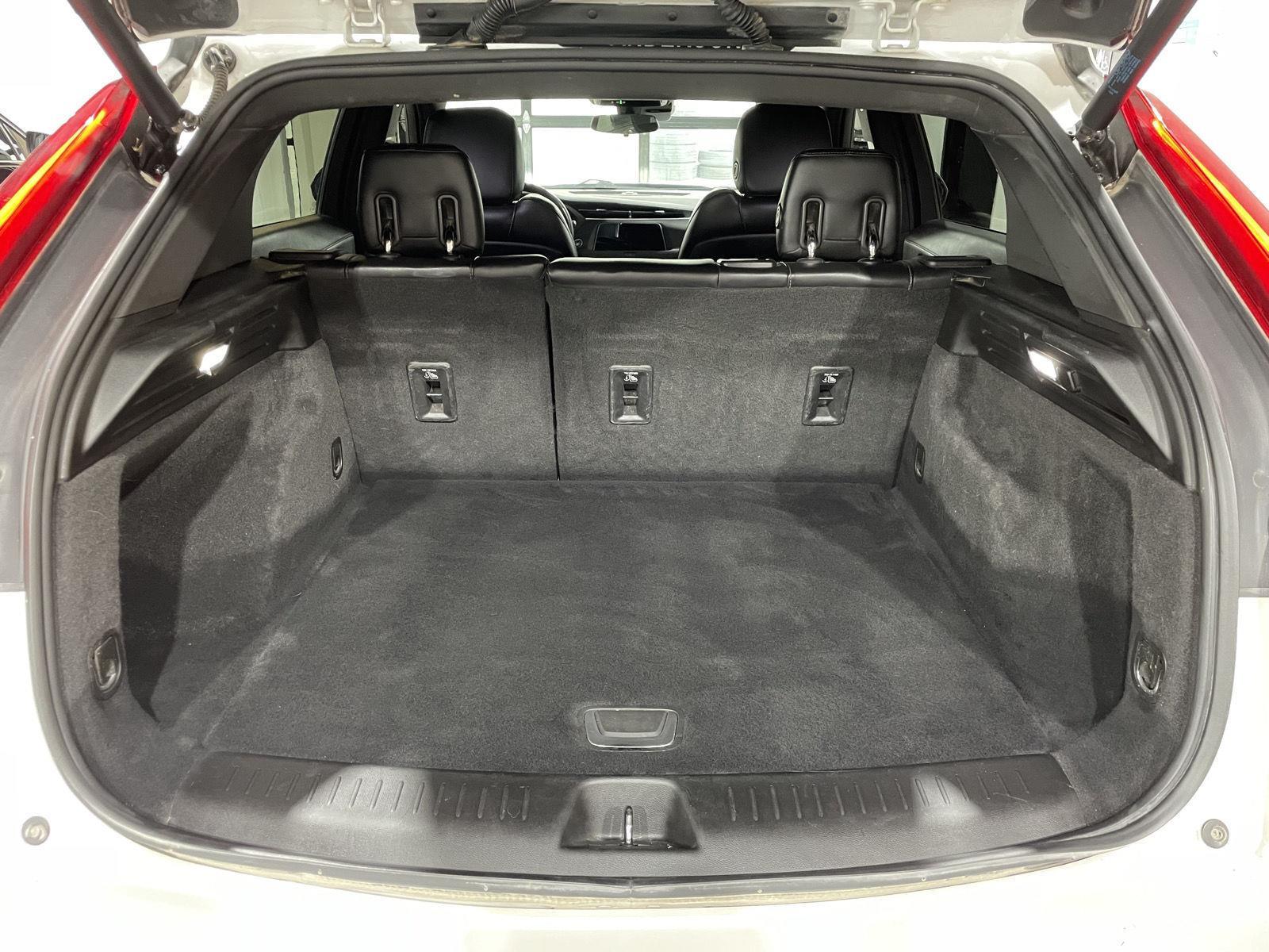 Vehicle photo 39