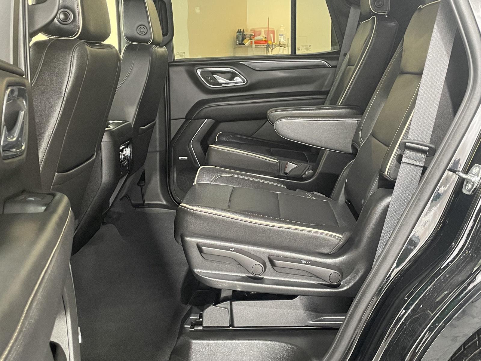 Vehicle photo 22