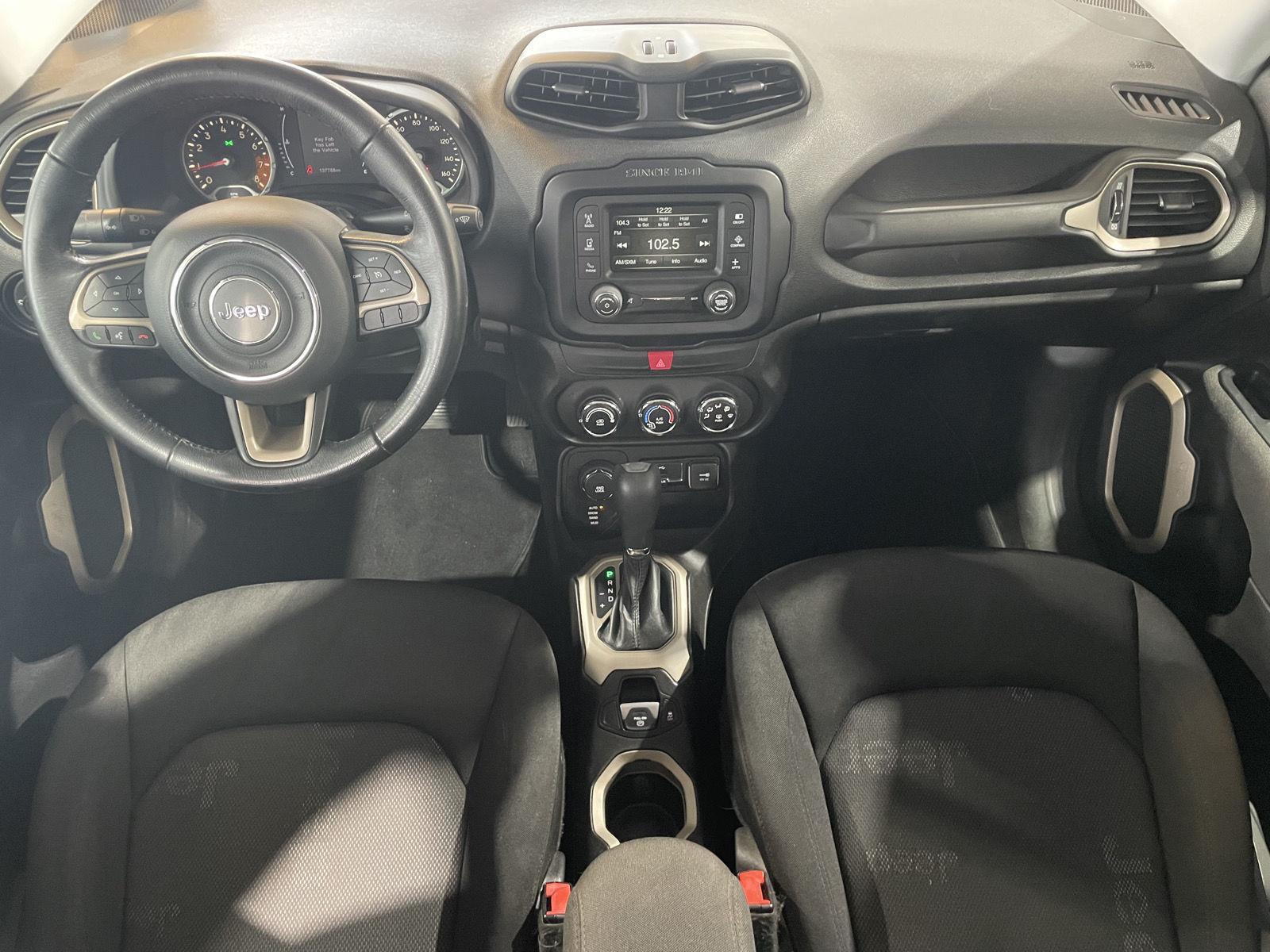 Vehicle photo 22
