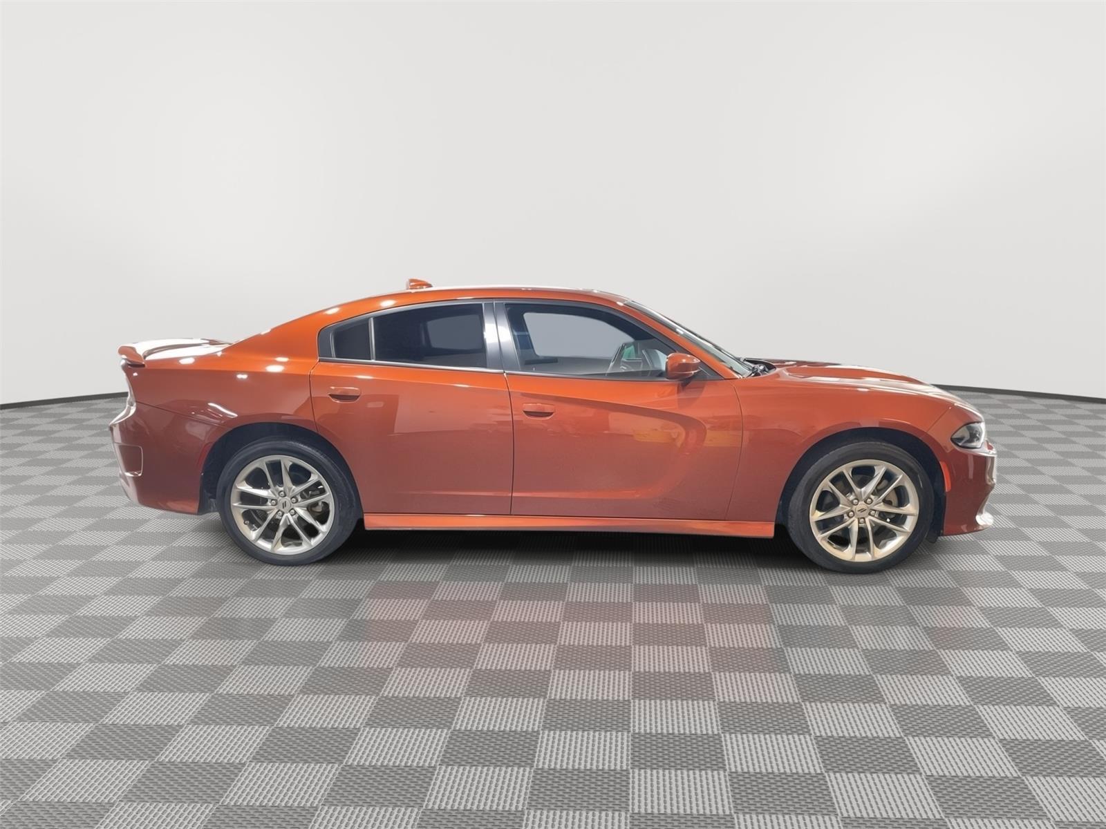 Vehicle photo 6
