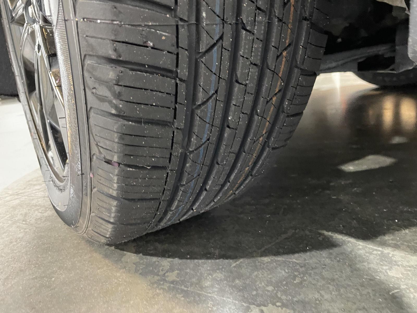 Vehicle photo 11