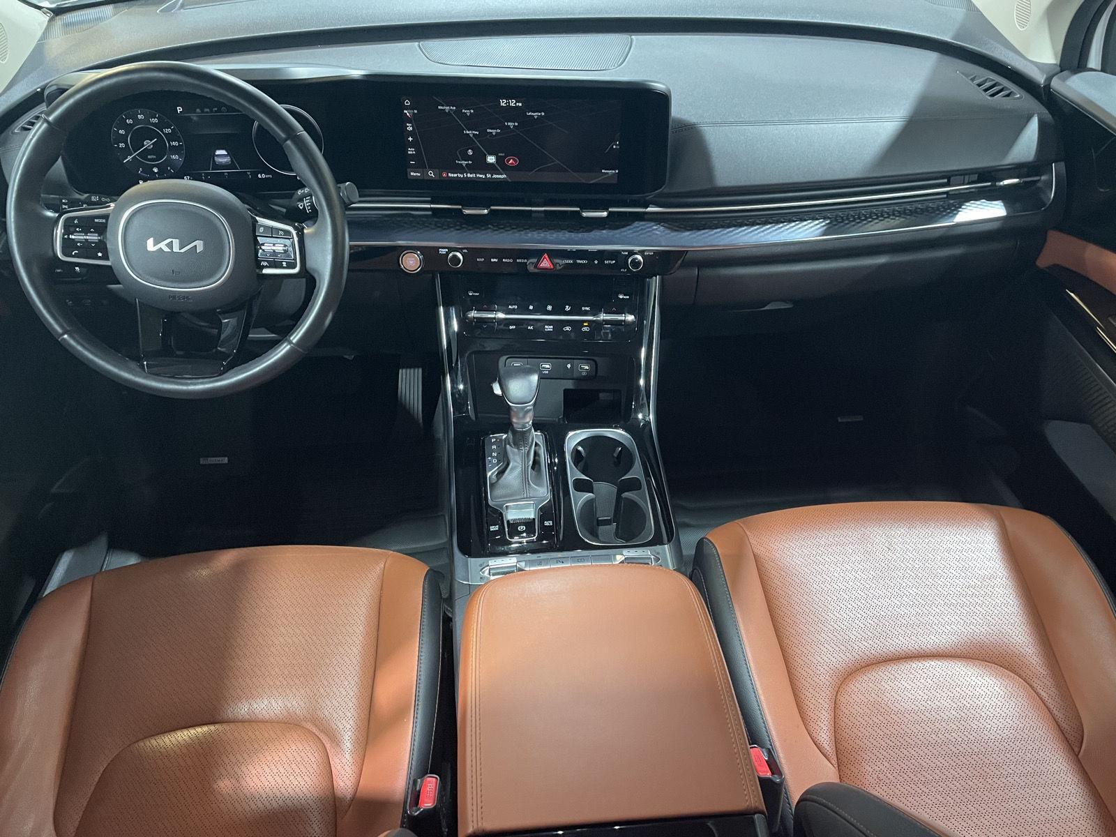 Vehicle photo 22