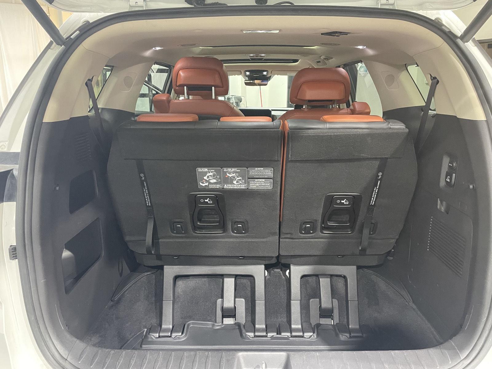 Vehicle photo 41