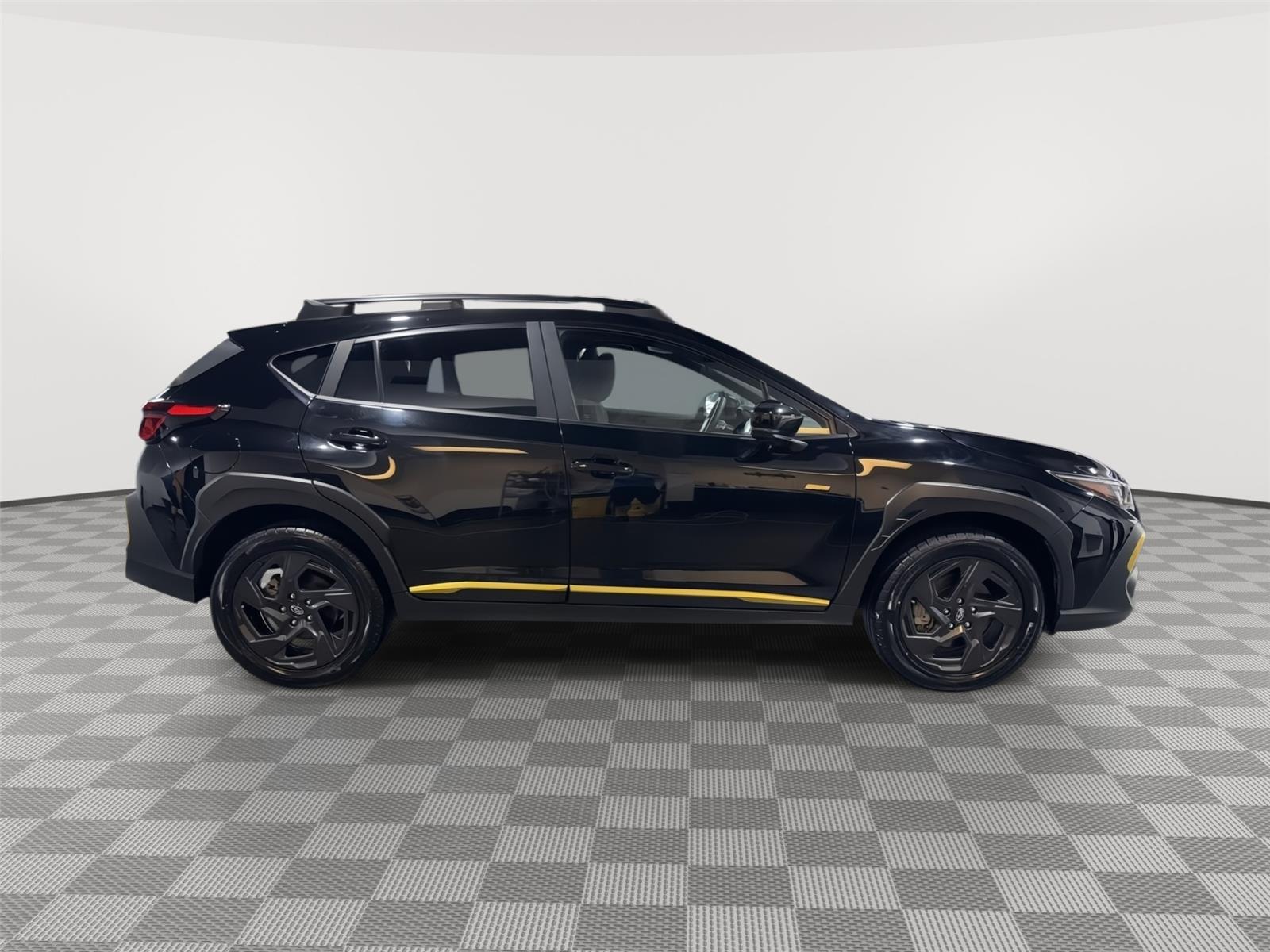 Vehicle photo 7