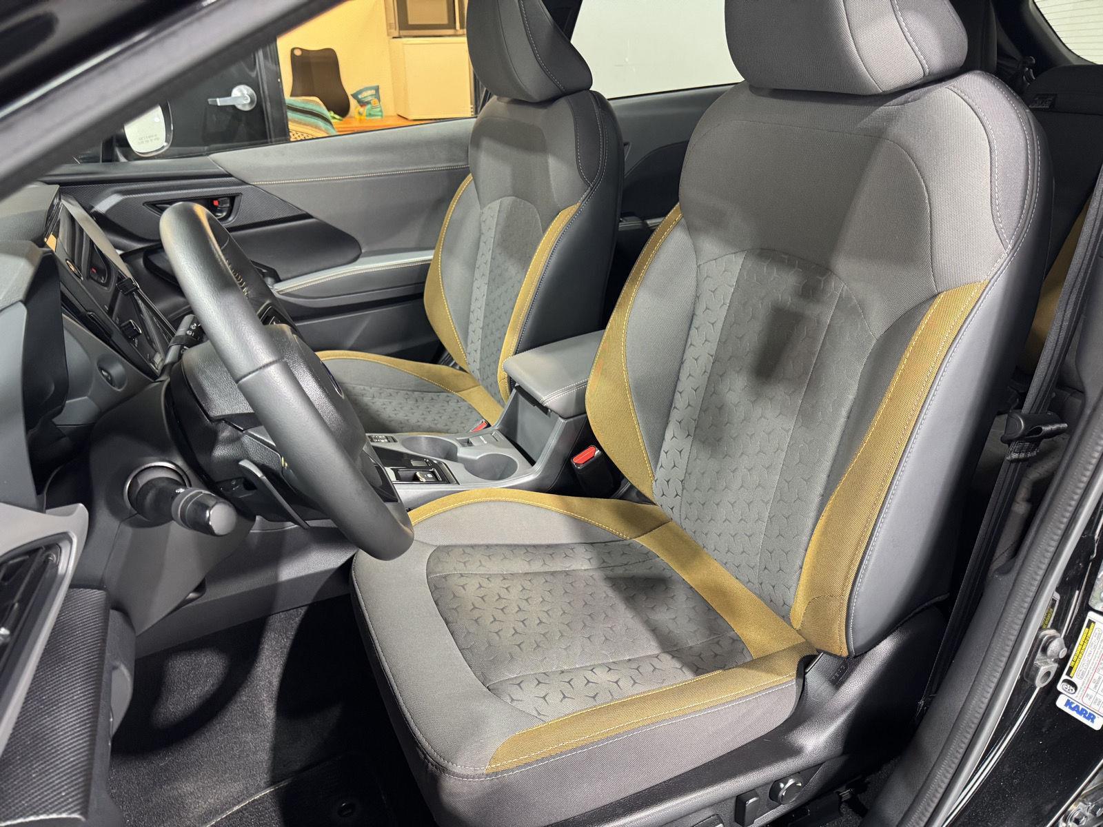 Vehicle photo 20