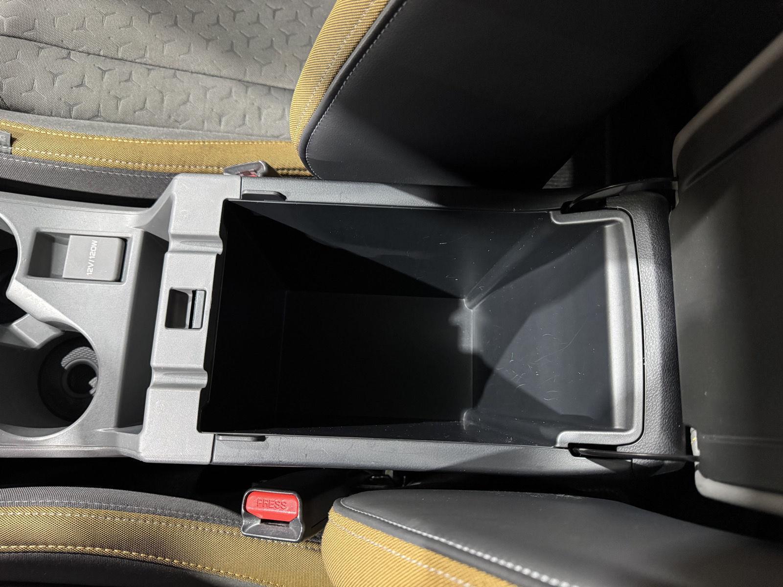 Vehicle photo 38