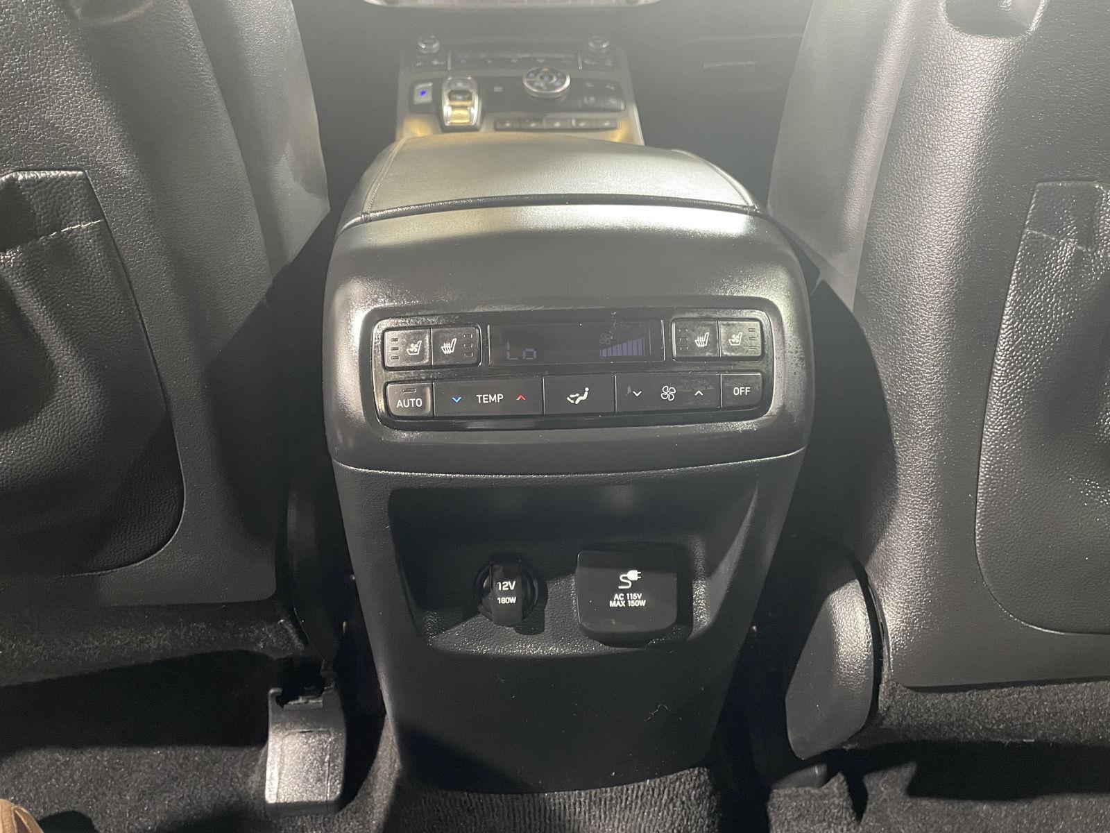 Vehicle photo 35