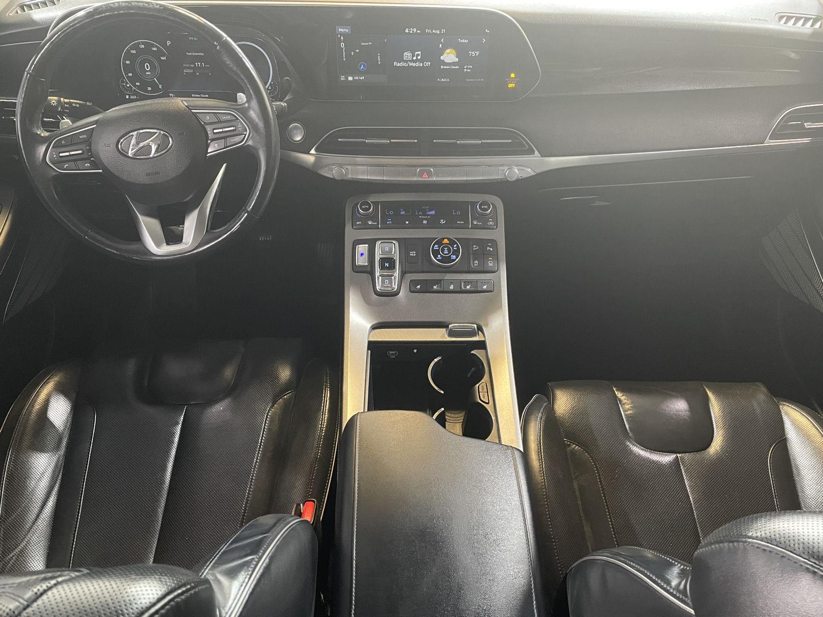 Vehicle photo 36