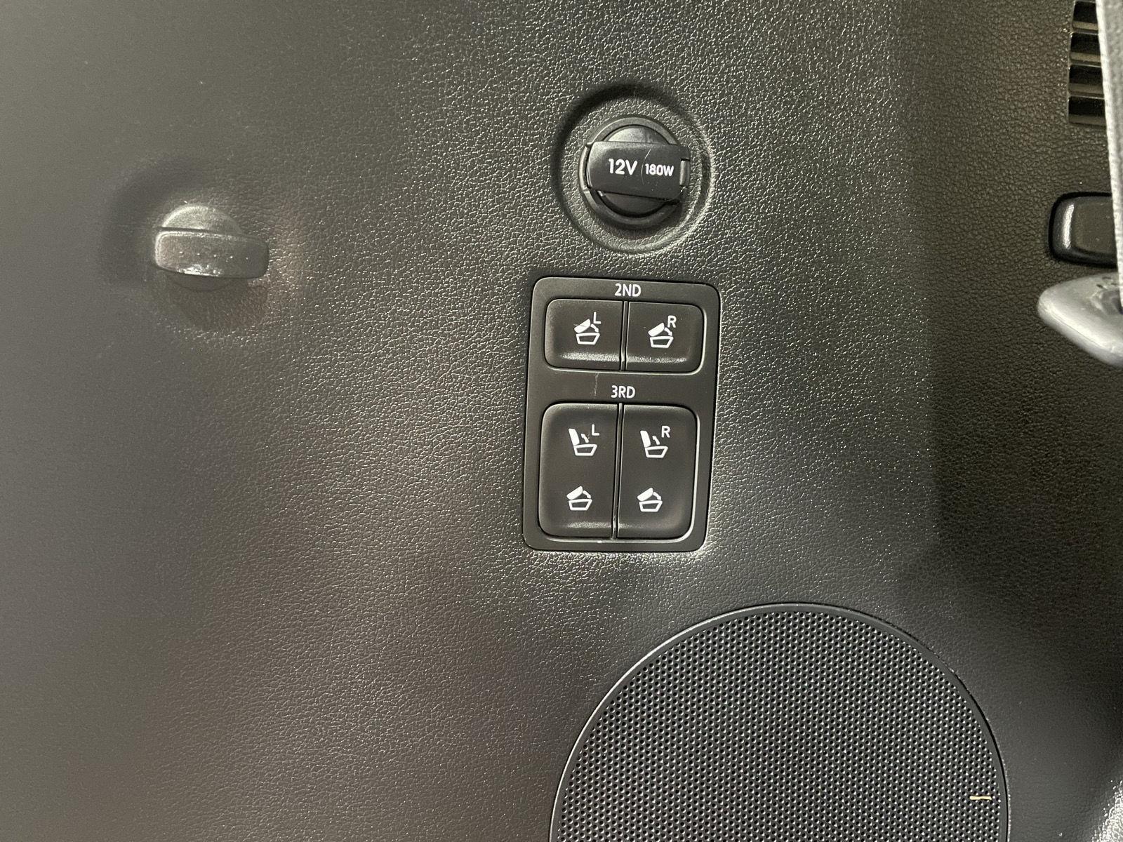 Vehicle photo 41