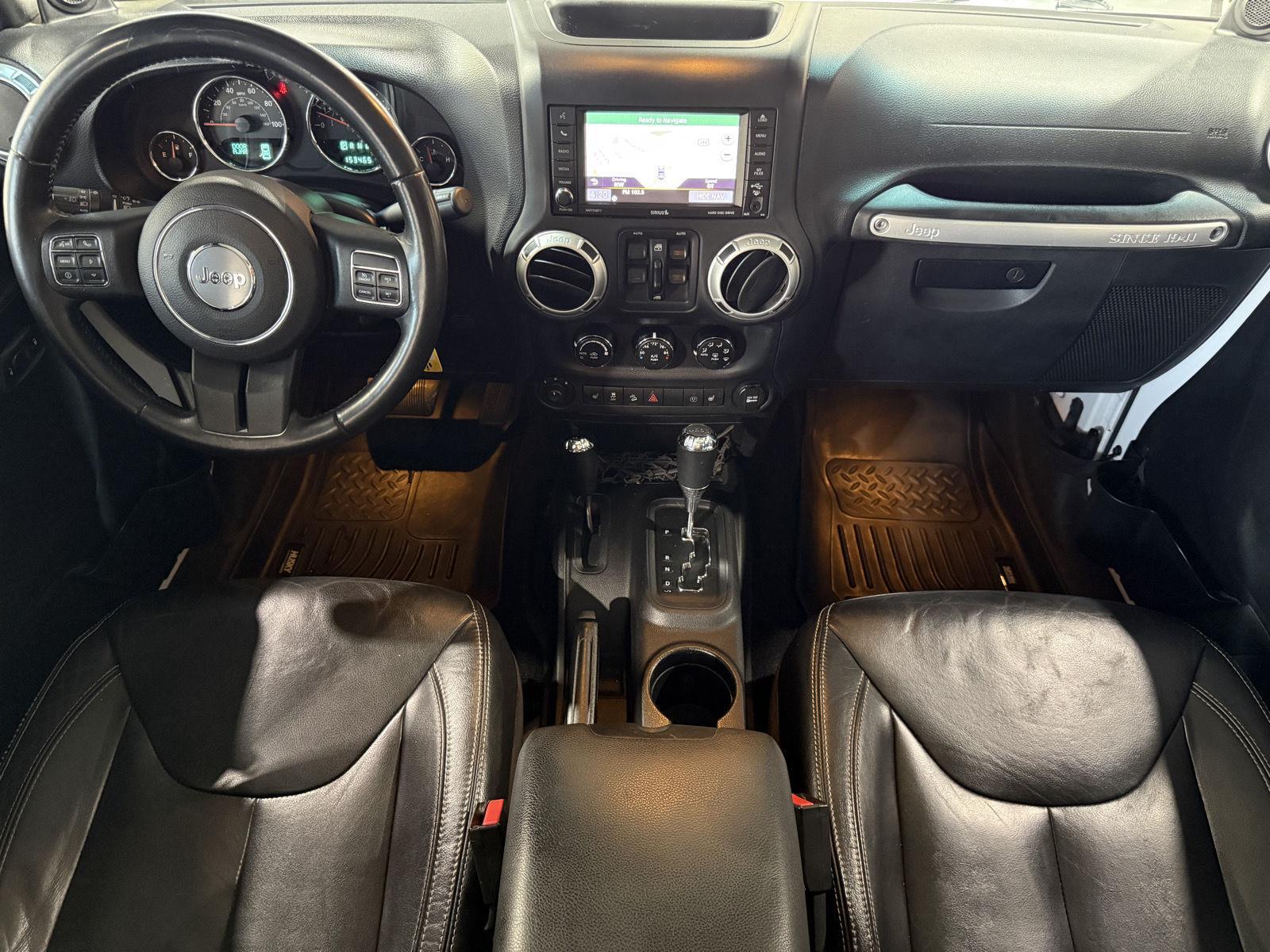 Vehicle photo 15