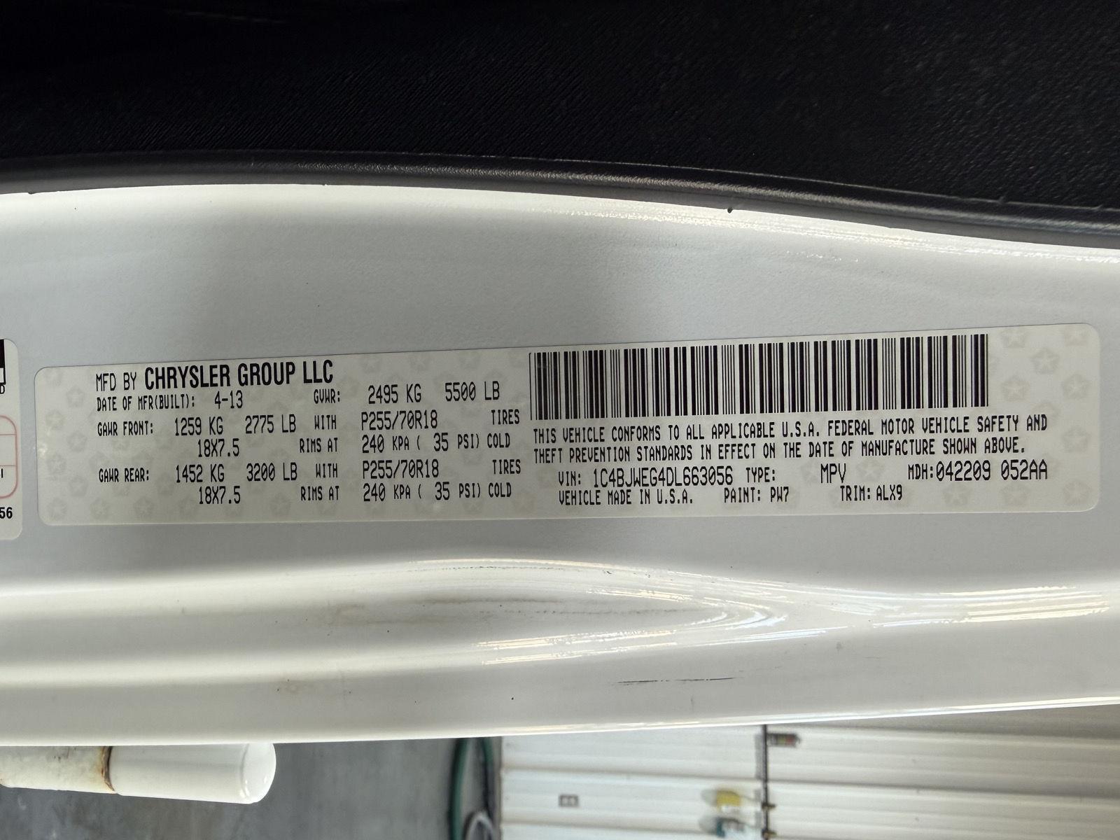 Vehicle photo 34