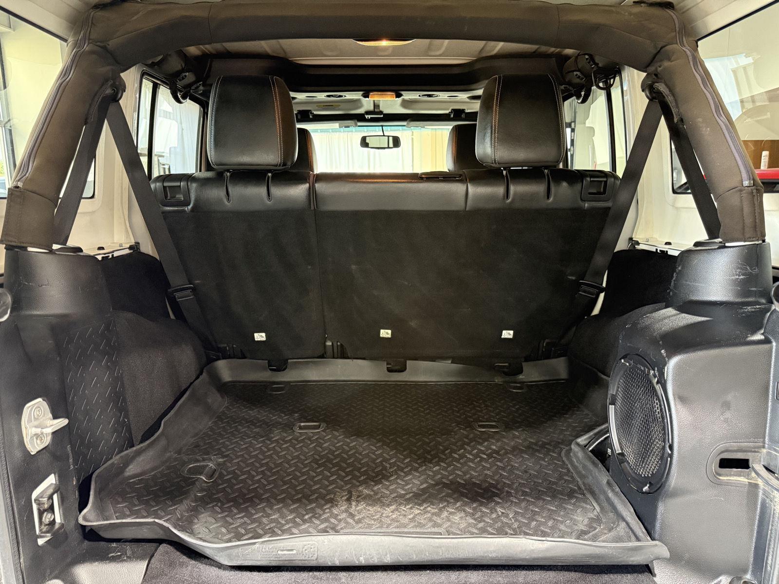 Vehicle photo 36