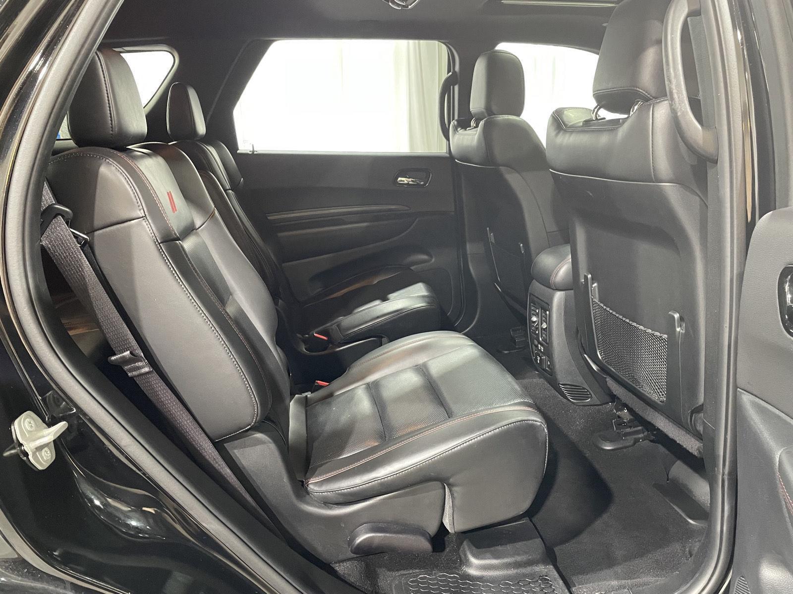 Vehicle photo 28