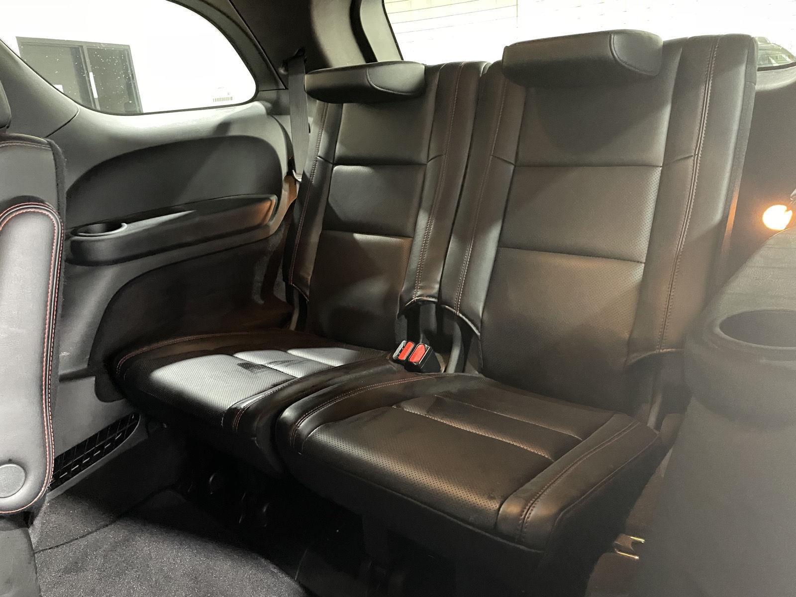 Vehicle photo 32