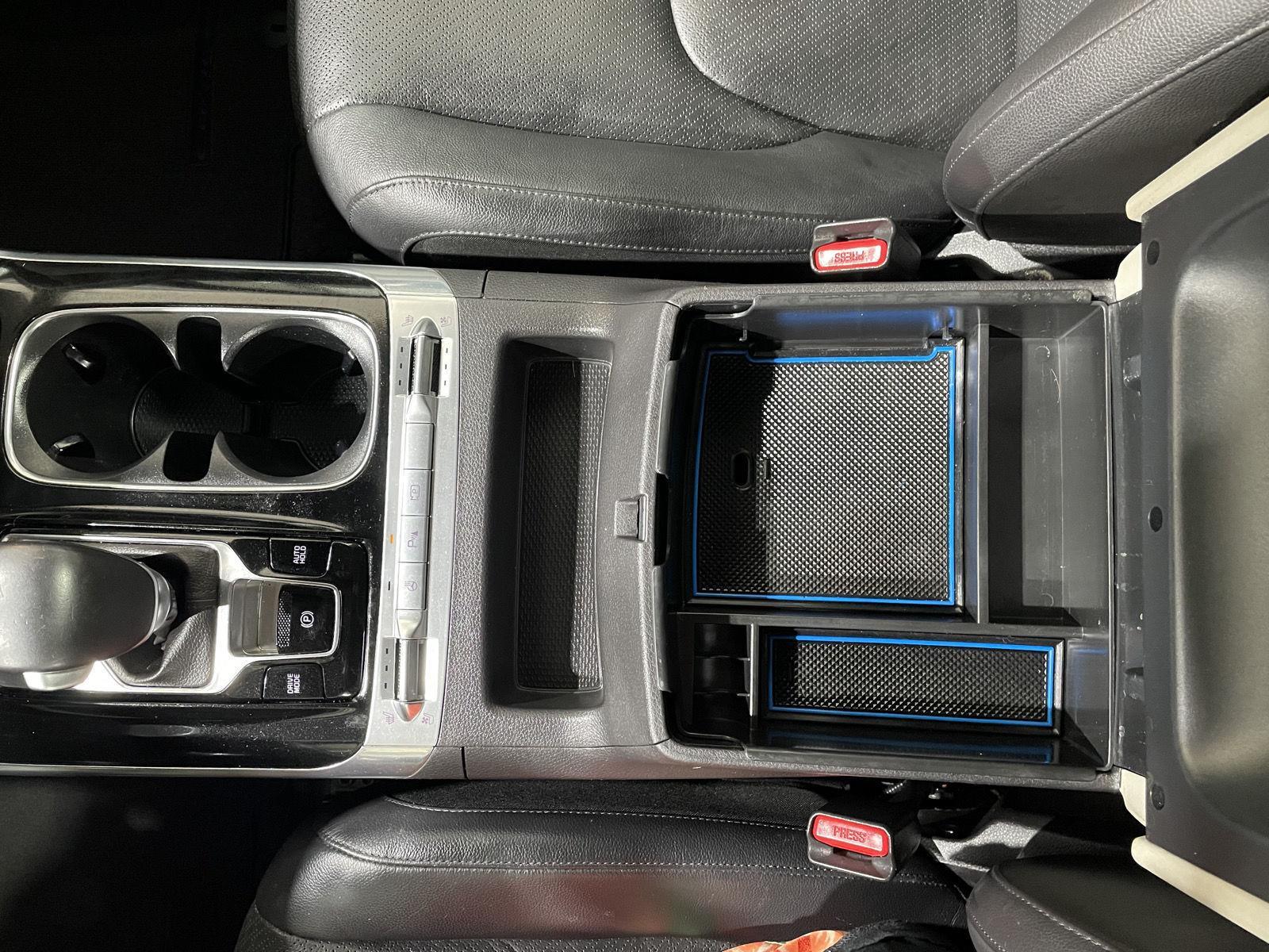 Vehicle photo 36