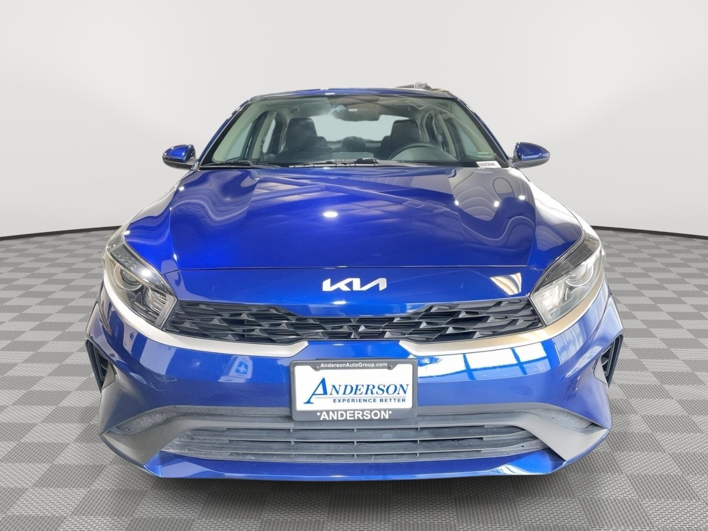 Vehicle photo 4