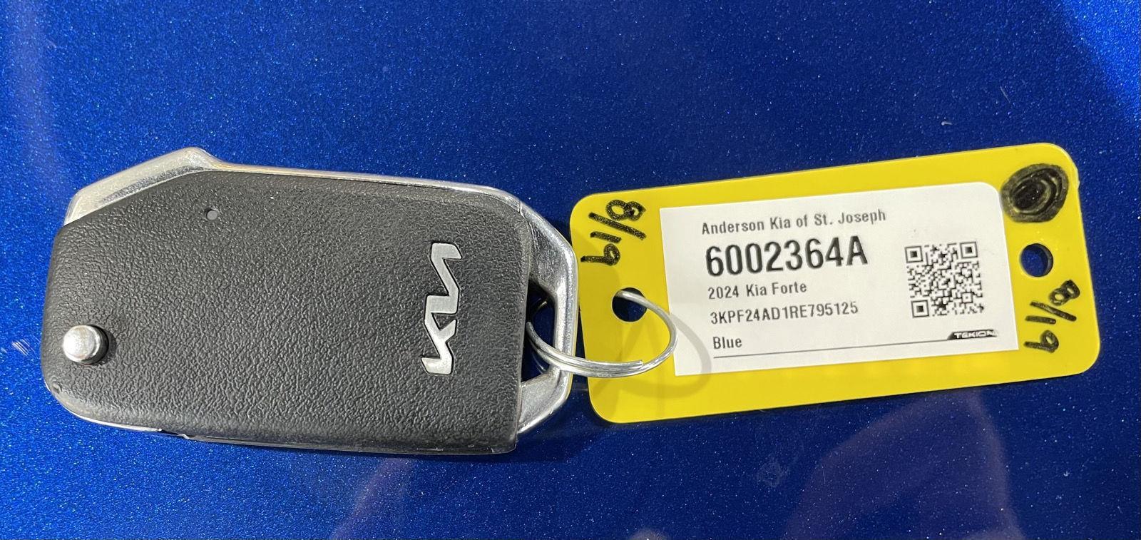 Vehicle photo 40