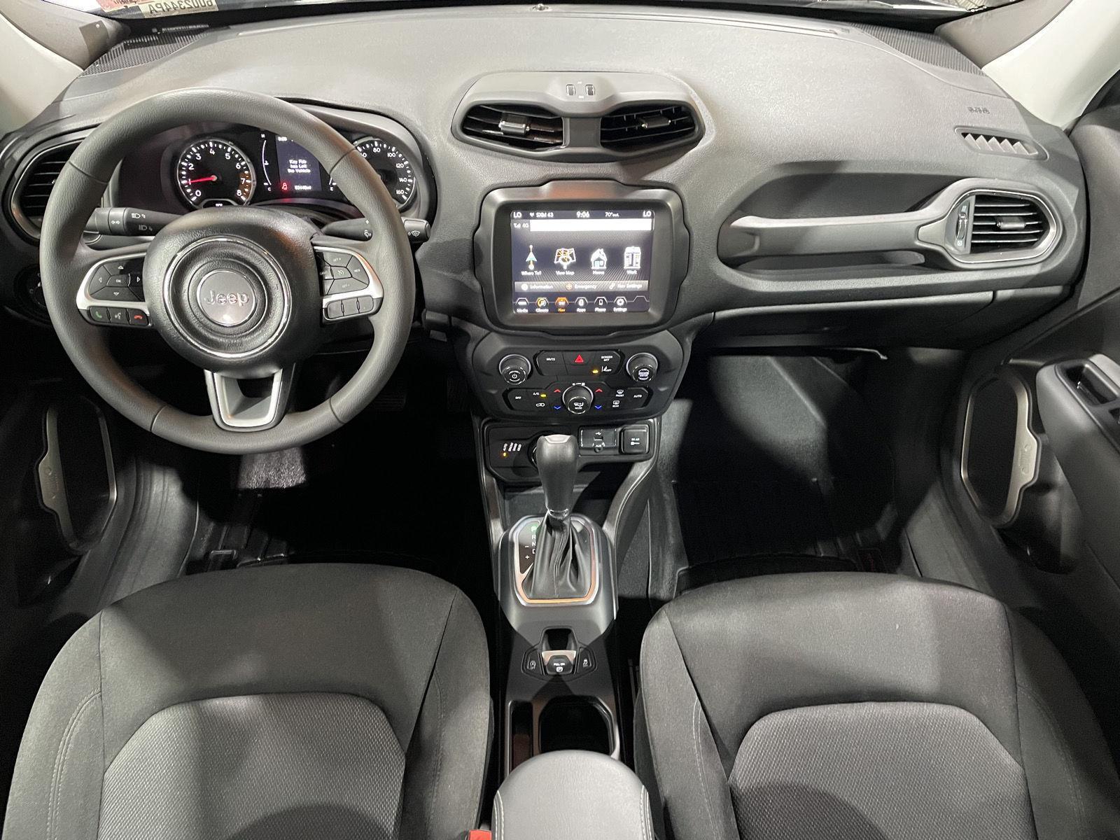 Vehicle photo 22