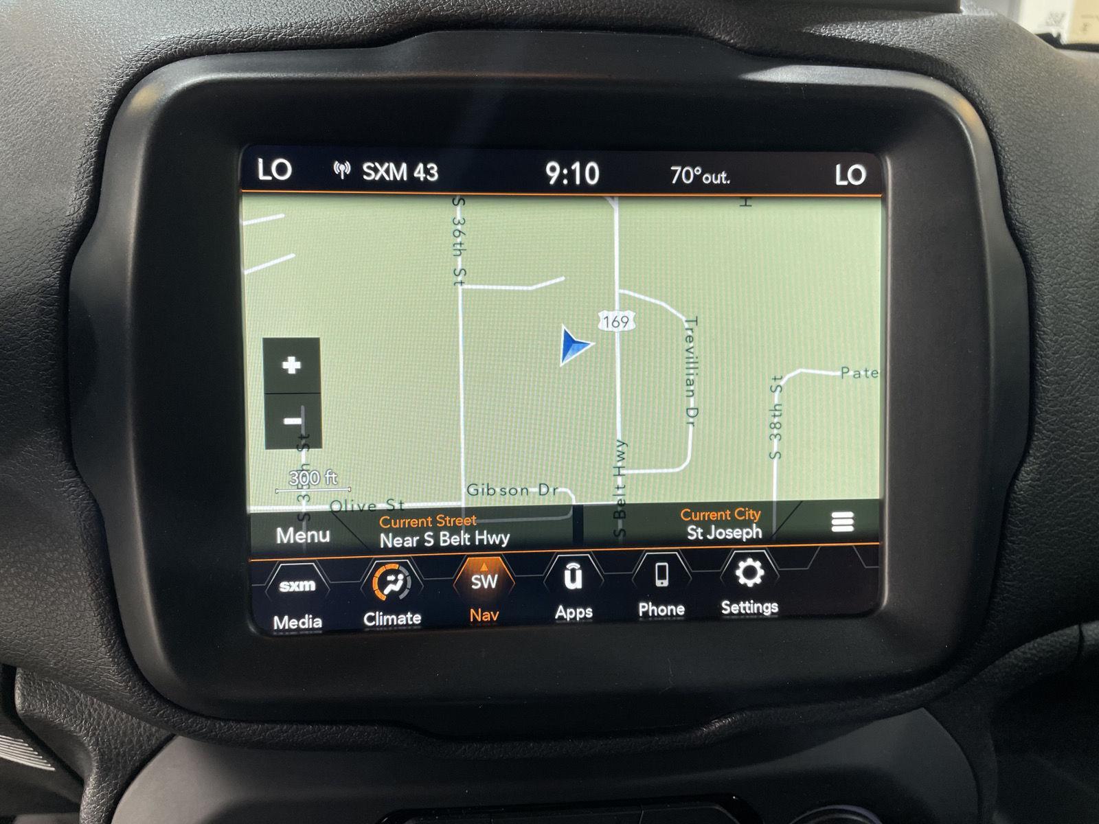 Vehicle photo 31