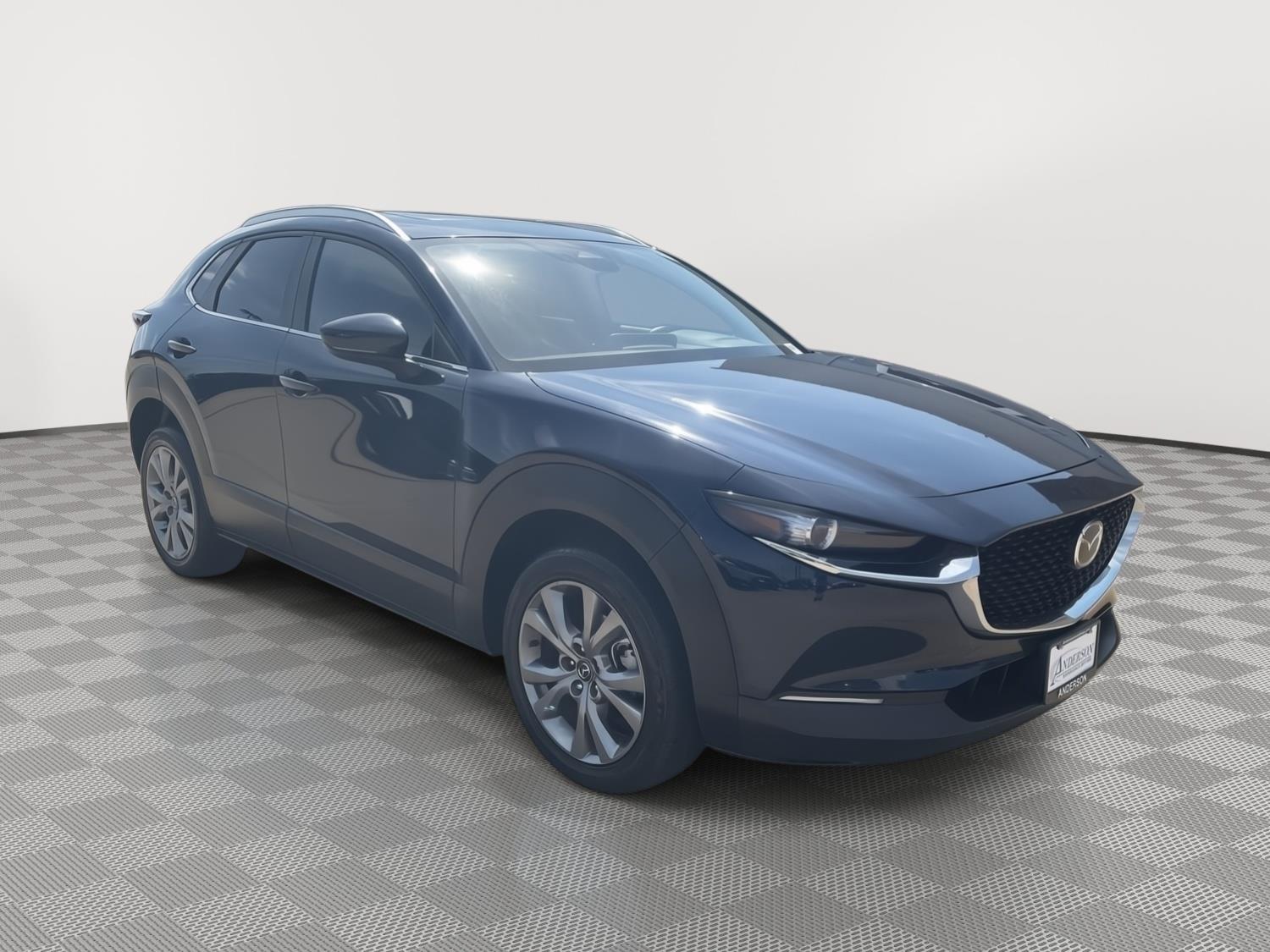 Vehicle photo 5