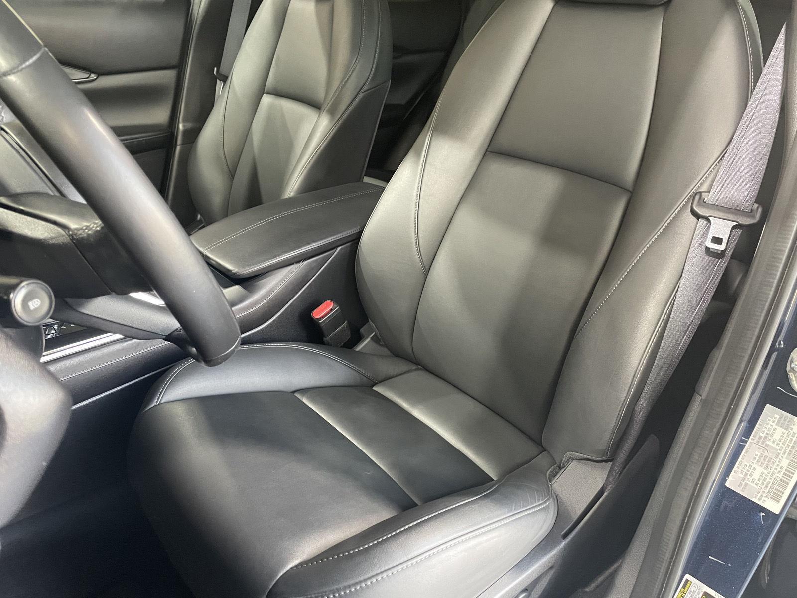 Vehicle photo 20
