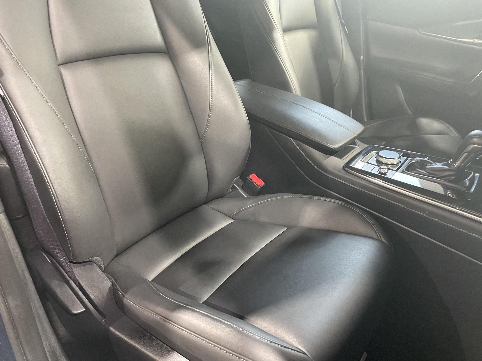 Vehicle photo 29