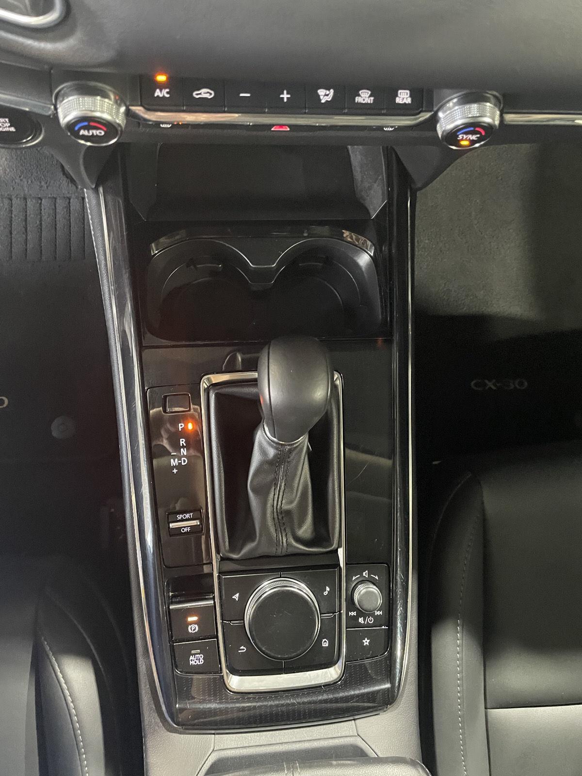 Vehicle photo 35