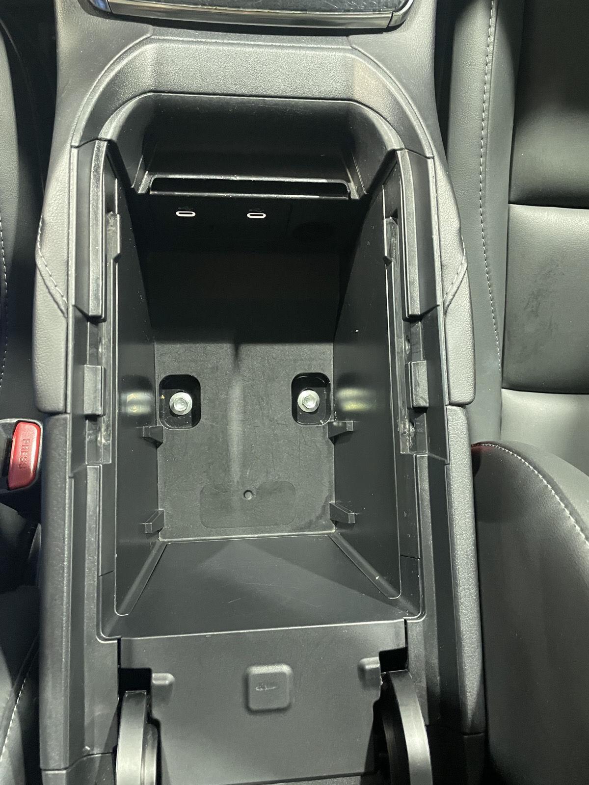 Vehicle photo 36