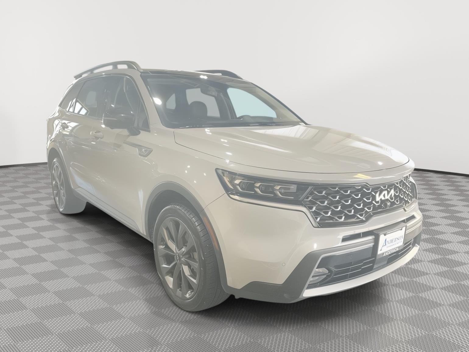 Vehicle photo 5
