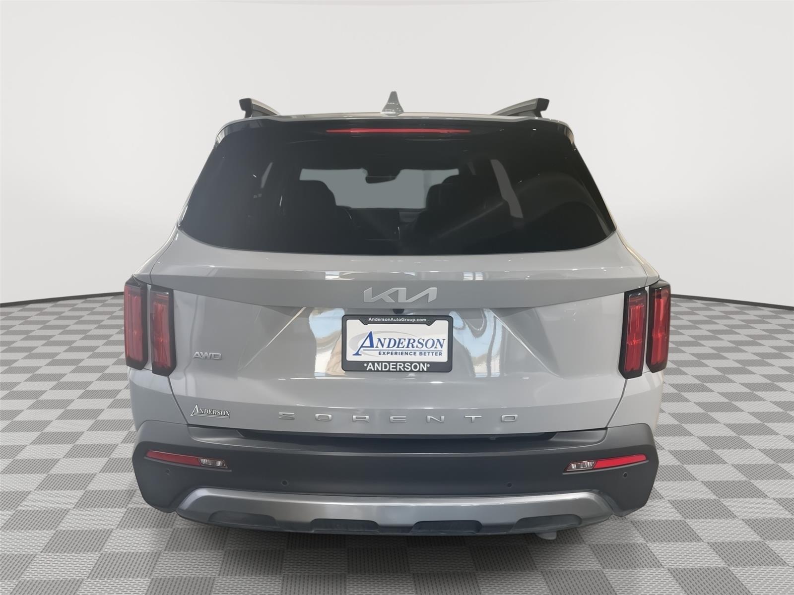 Vehicle photo 8