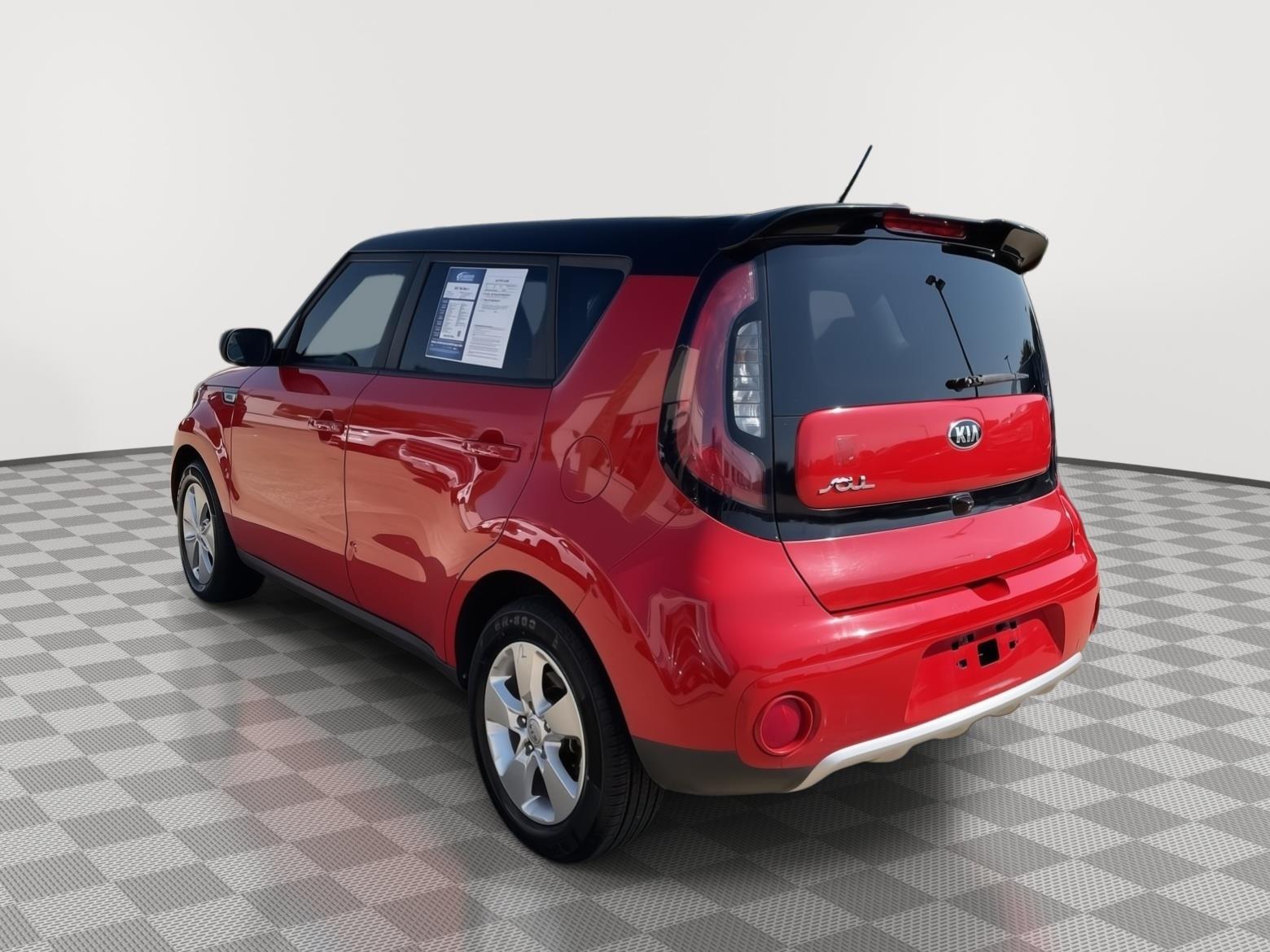 Vehicle photo 3