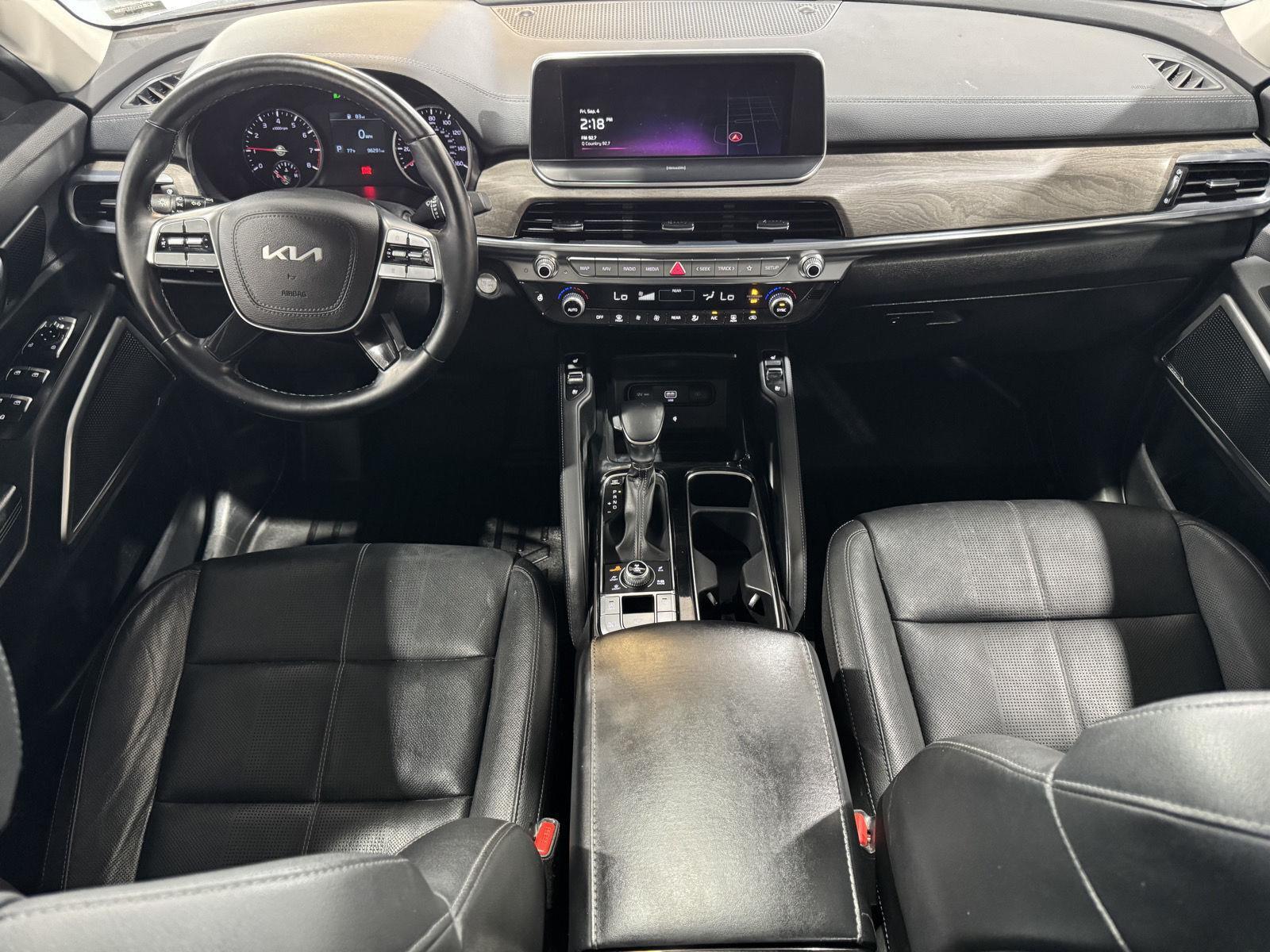 Vehicle photo 20