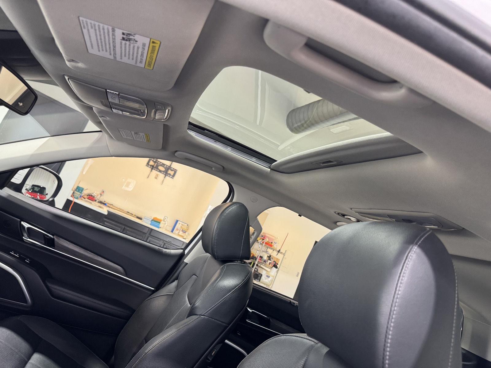 Vehicle photo 32