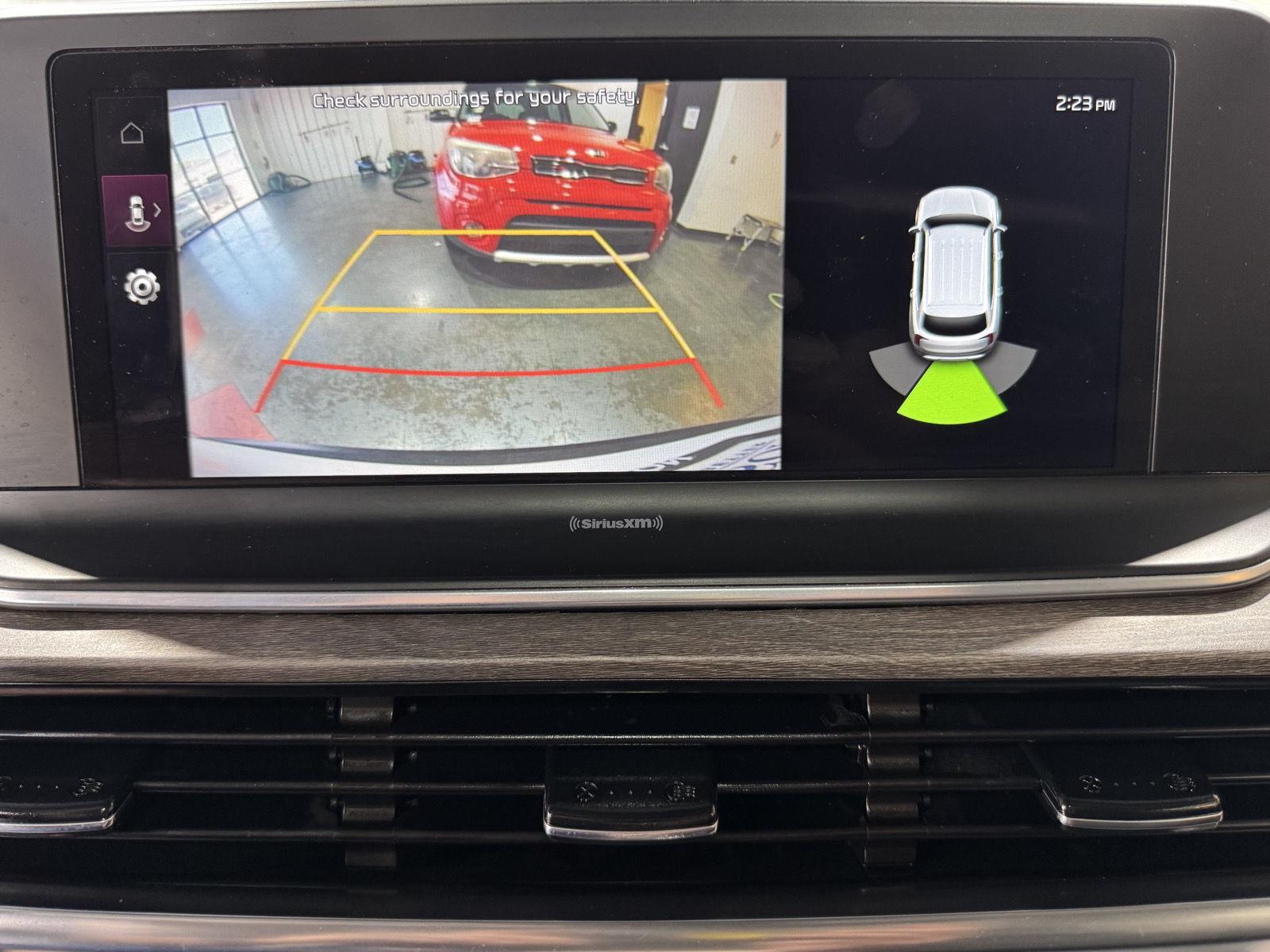 Vehicle photo 37