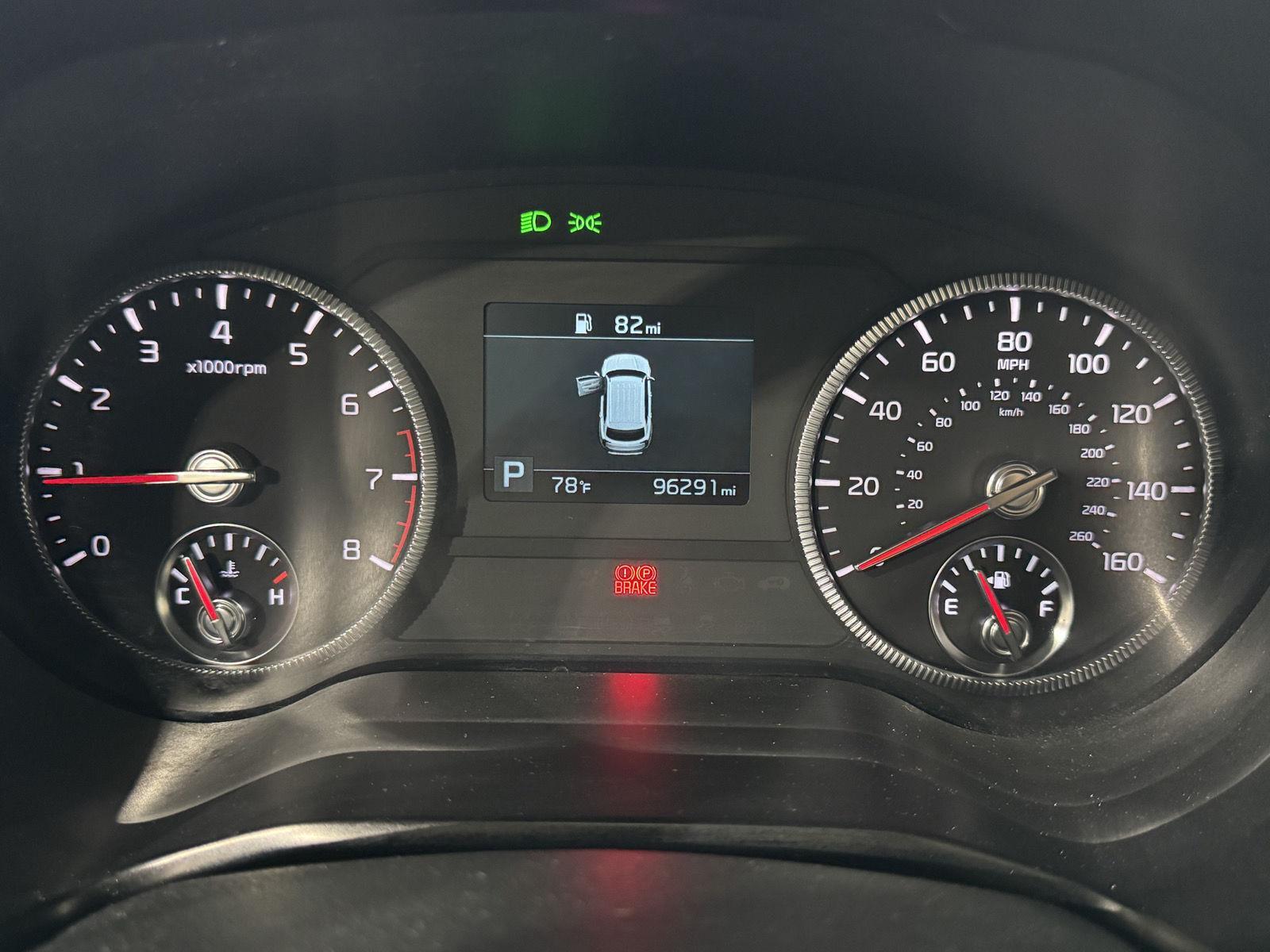 Vehicle photo 42