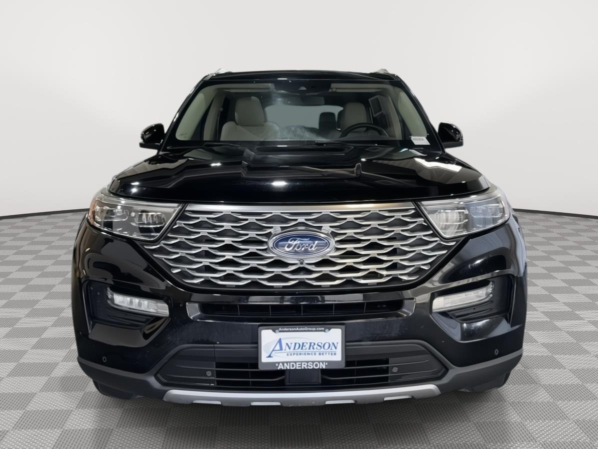 Vehicle photo 4