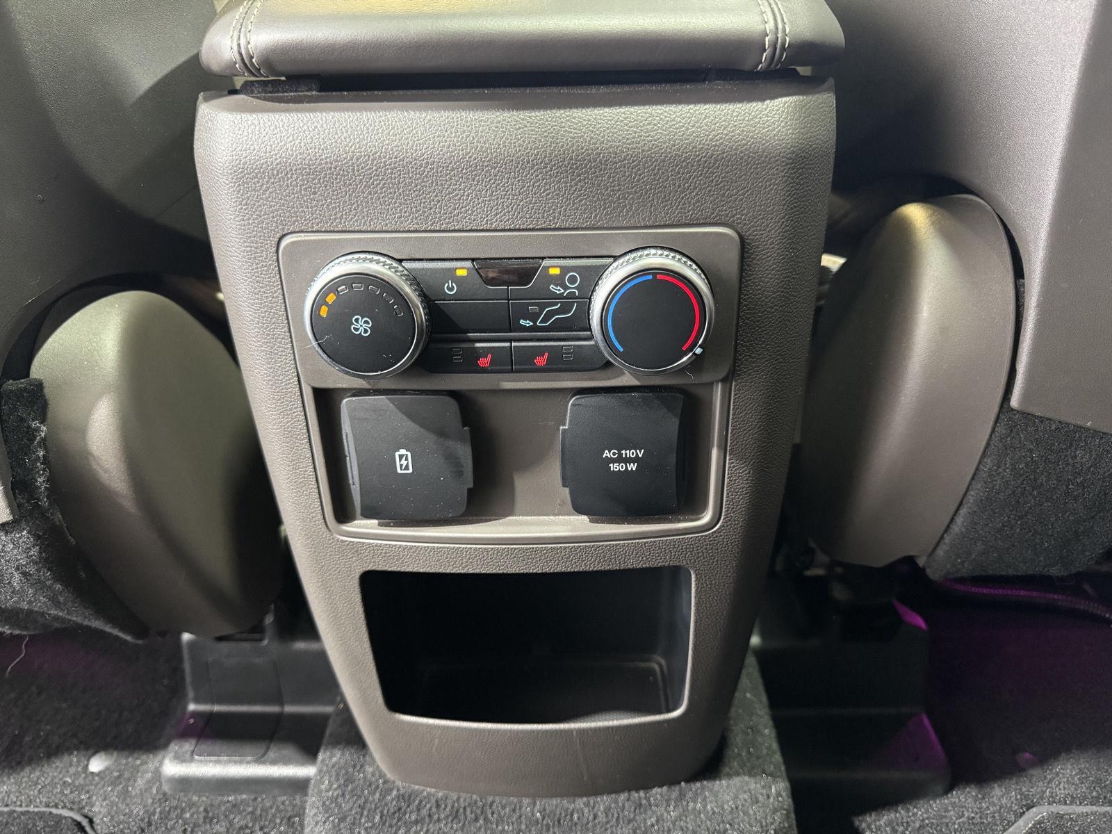 Vehicle photo 38