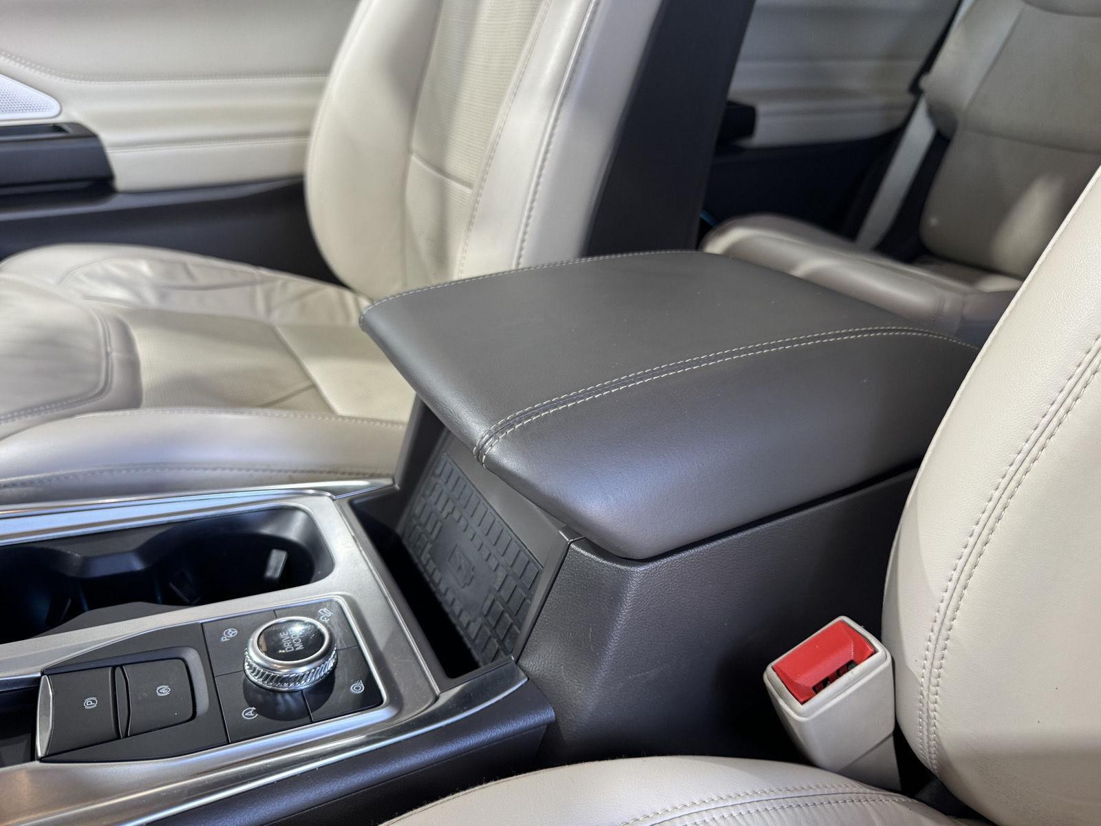 Vehicle photo 39