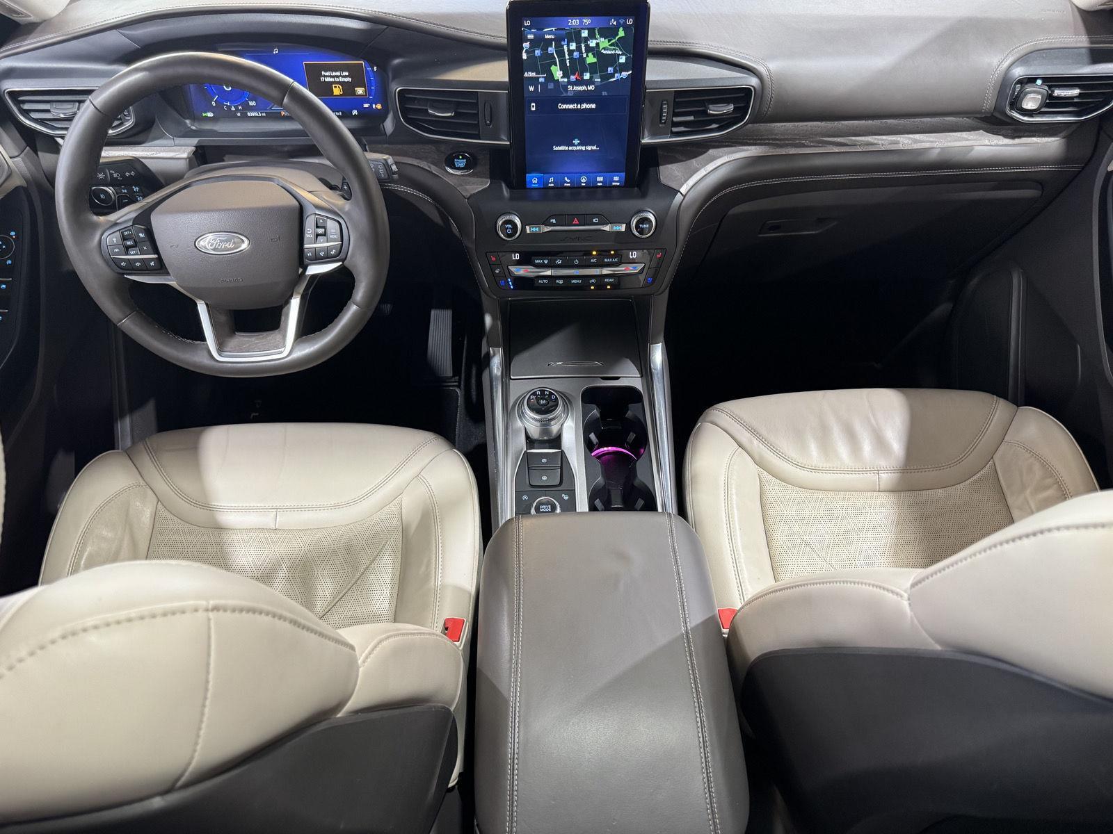 Vehicle photo 20