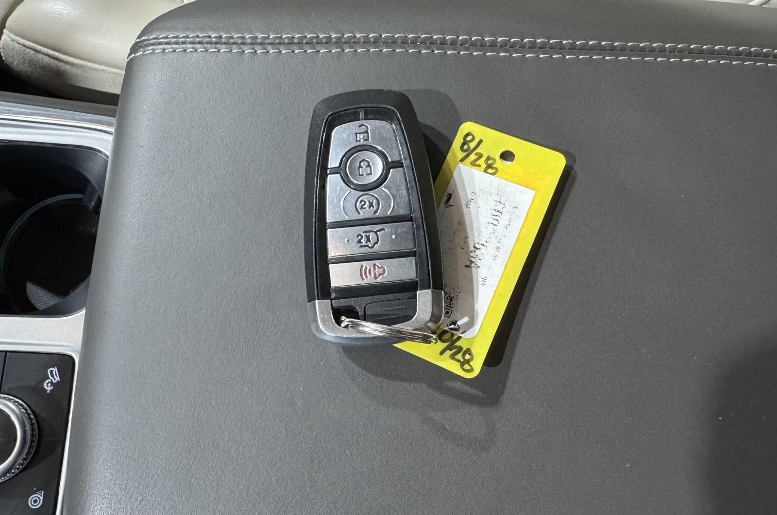 Vehicle photo 47