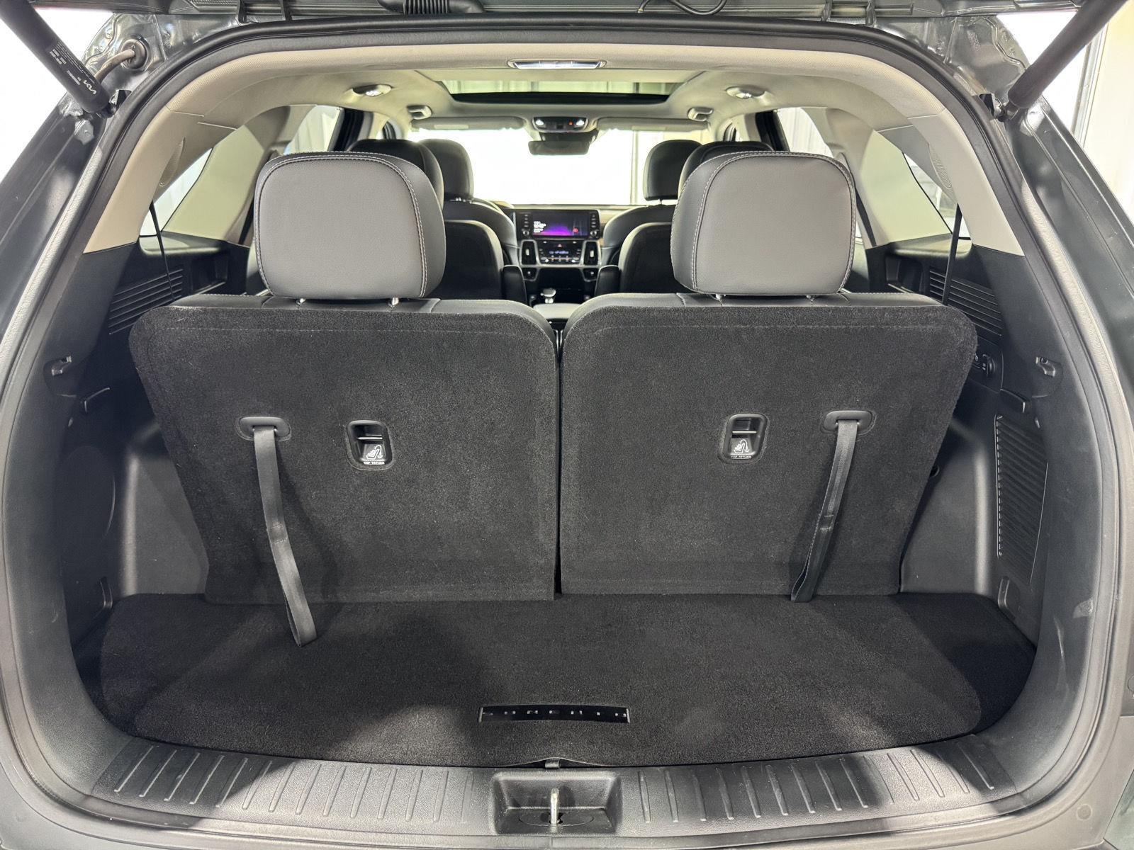 Vehicle photo 46