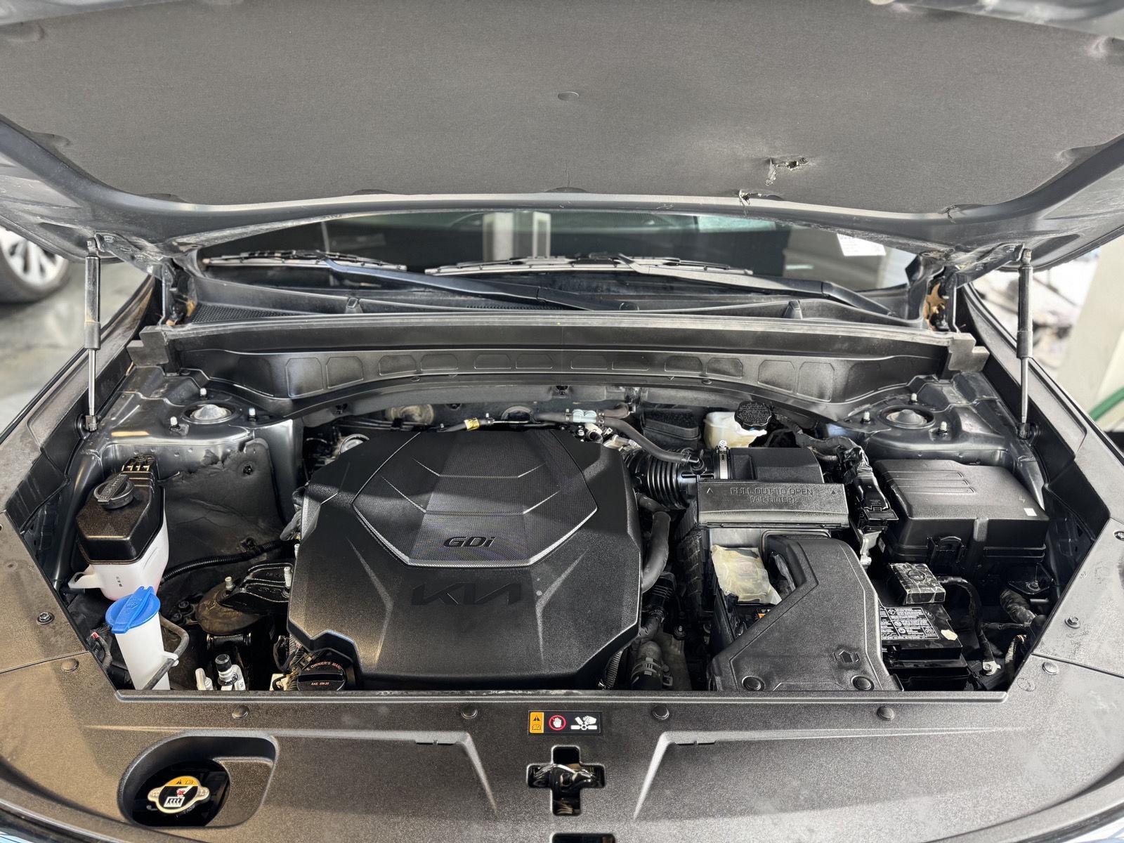 Vehicle photo 45