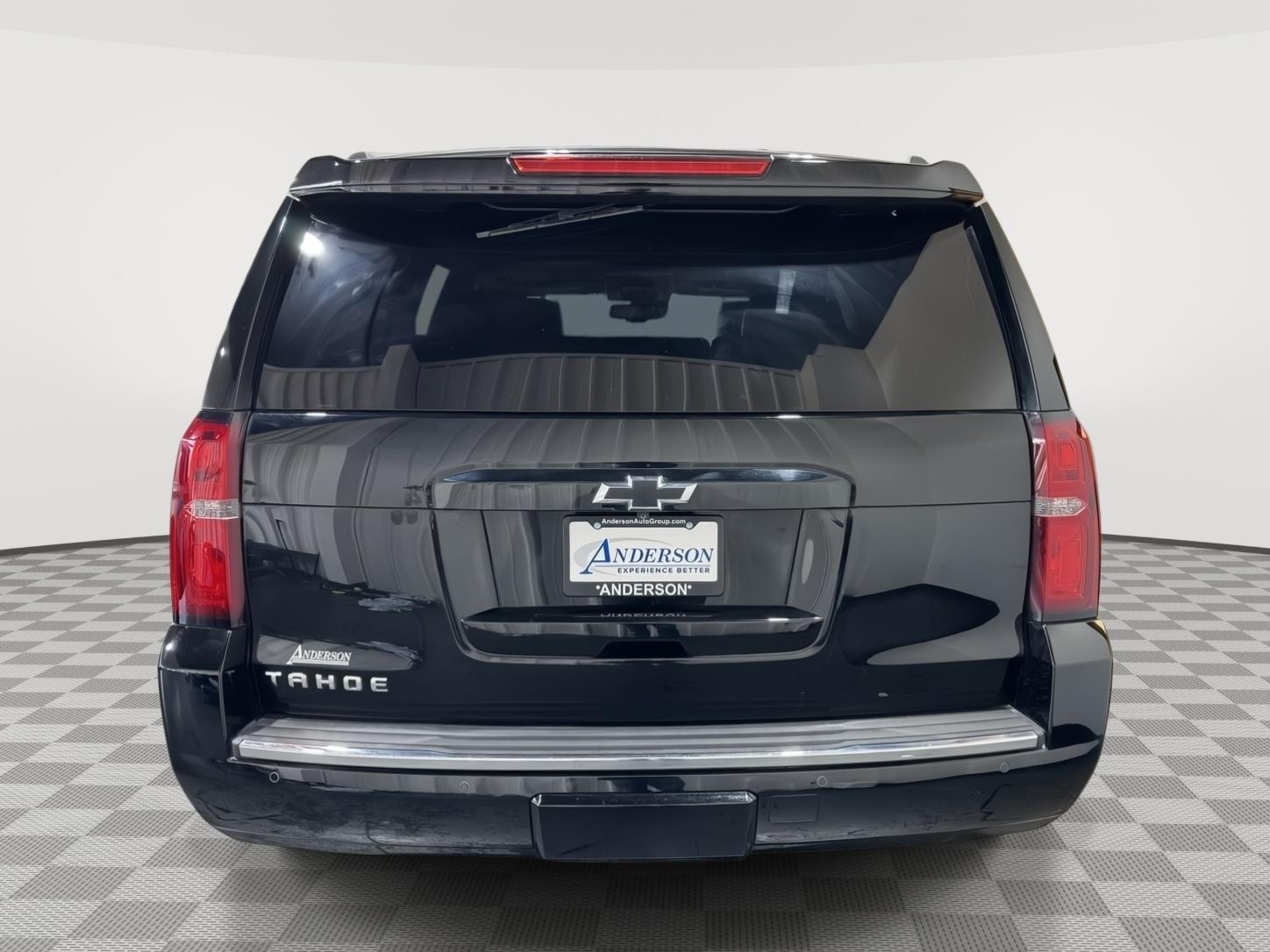 Vehicle photo 7