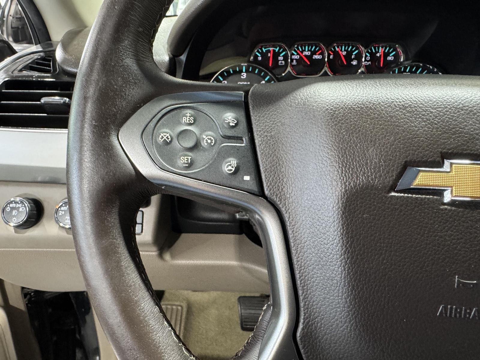 Vehicle photo 15