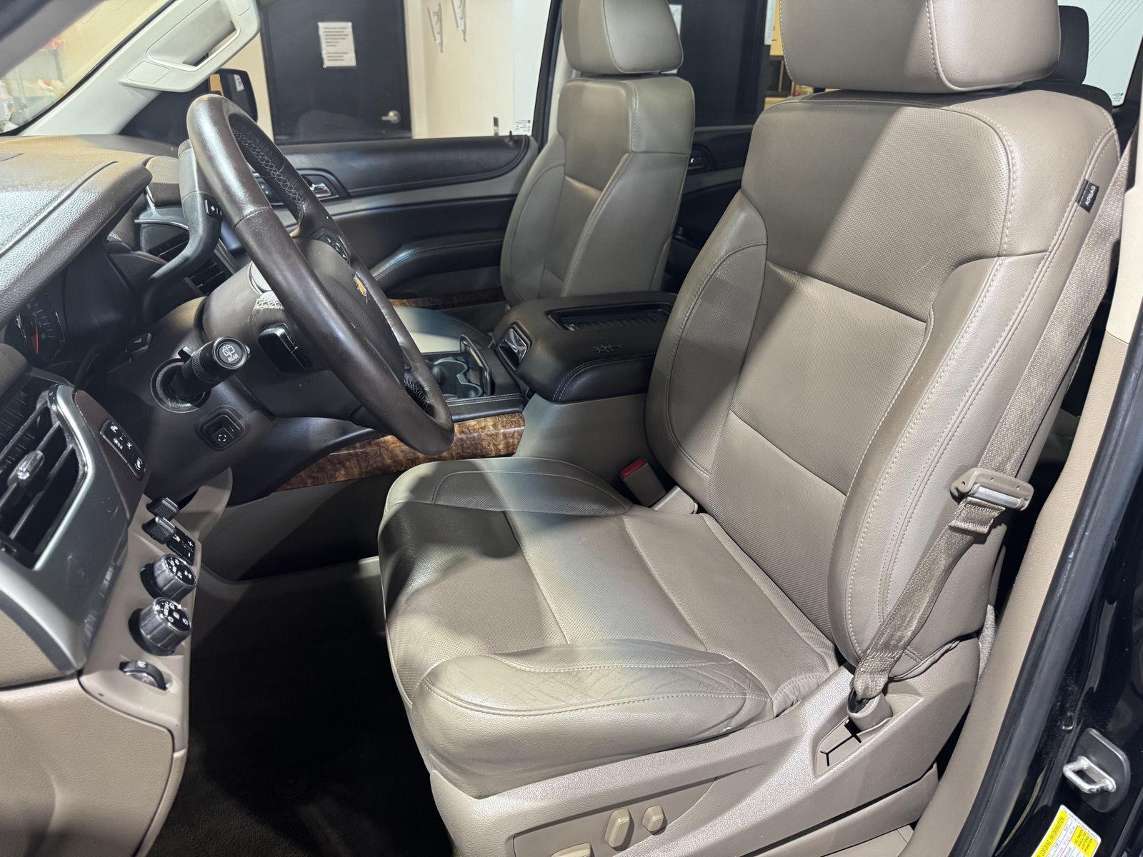 Vehicle photo 20