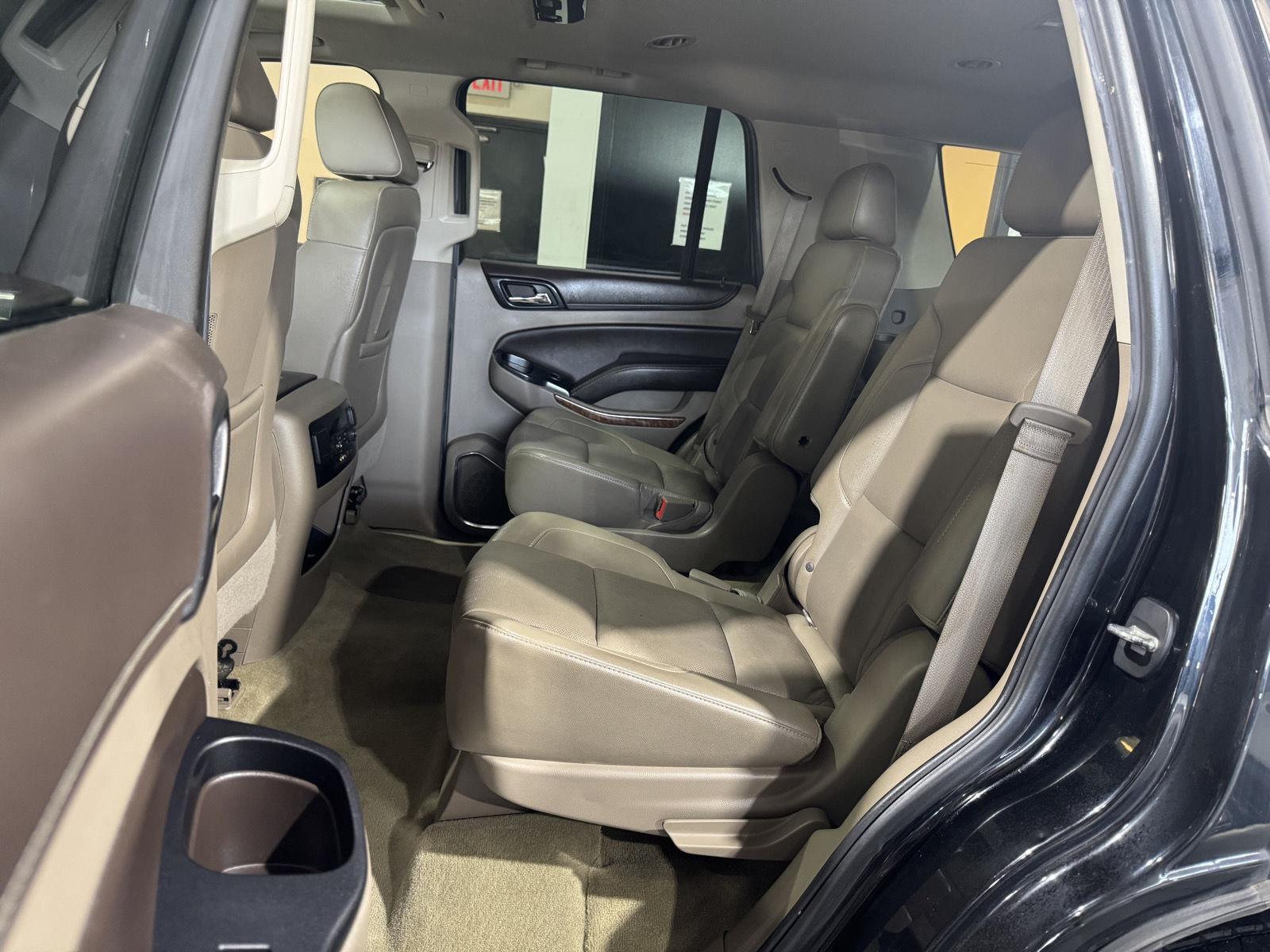 Vehicle photo 32